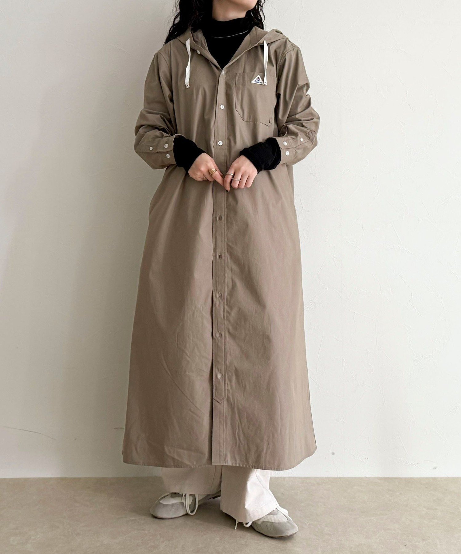 【フレディ&グロスター/FREDY&GLOSTER】の【GEVACO/ゲバコ】フーディーシャツワンピース インテリア・キッズ・メンズ・レディースファッション・服の通販 founy(ファニー) 　ファッション　Fashion　レディースファッション　Fashion for Women　ワンピース　Dresses　シャツワンピース / 1枚で着映えコーデ　Shirt Dresses　ポケット　Pocket, Pocket Detail　ワーク　Workwear, Utility Style　おすすめ　Recommended / Our Picks　2025年　2025　2025-2026秋冬・A/W　Autumn/Winter 2025–26 AW25–26　ベージュ|ID: prp329100004757176 ipo3291000000034414159