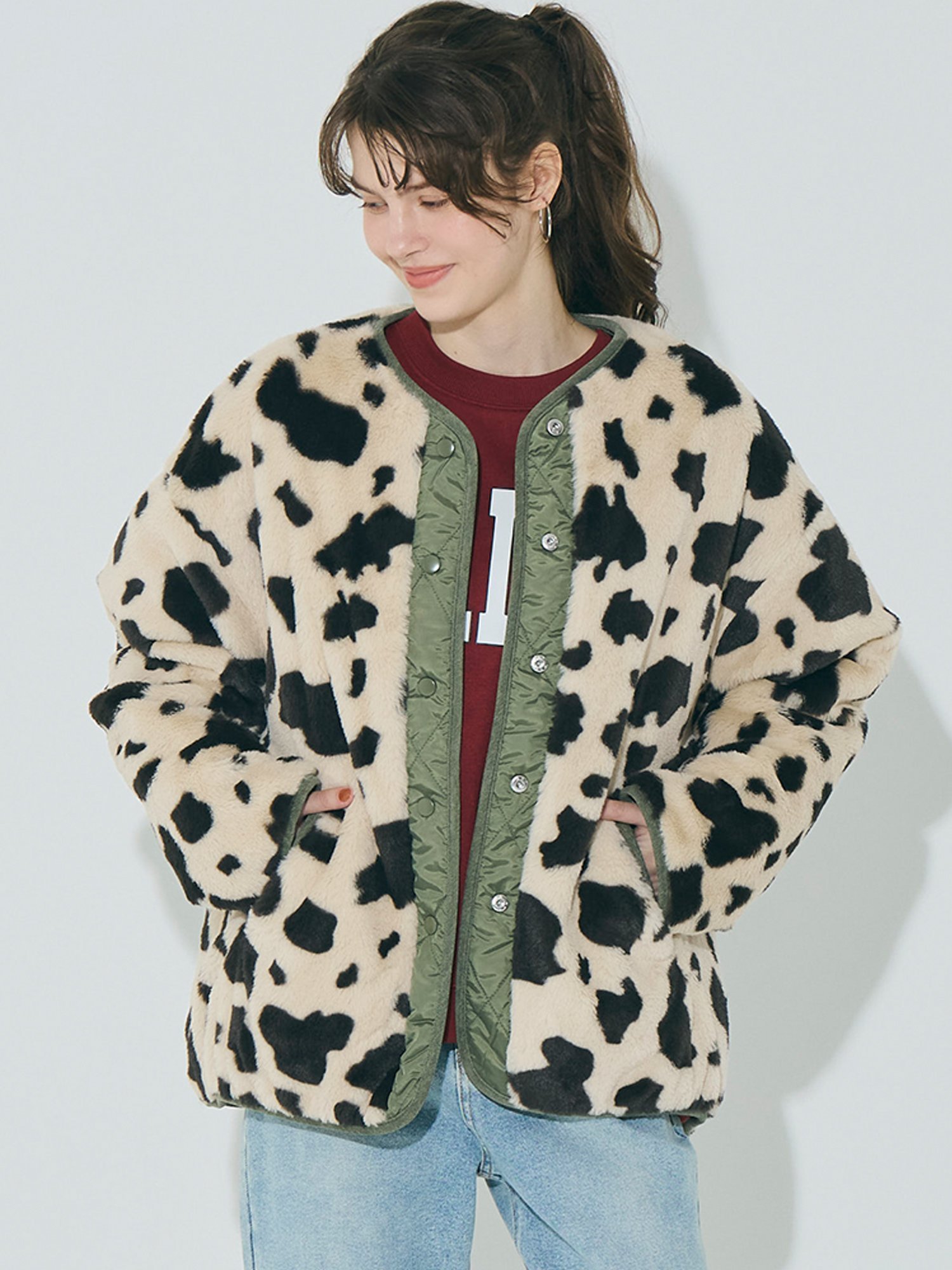 【コカ/COCA】のリバーシブルキルティングブルゾン インテリア・キッズ・メンズ・レディースファッション・服の通販 founy(ファニー) ファッション Fashion レディースファッション Fashion for Women アウター Coat / Outerwear Collection ブルゾンジャケット・スポーティアウター Blouson Jackets キルティング Quilted, Quilting キルト Quilt, Quilted Fabric ジャケット Jacket, Outerwear スウェット / スエット Sweatshirt, Sweatwear スラックス Slacks, Dress Pants タートル Turtleneck, Turtle Collar デニム Denim, Jeans Material トレンド Trend, Trending Now 長袖 Long Sleeve, Full Sleeve バランス Balance, Style Balance フォルム Silhouette, Form ブルゾン Blouson, Bomber Jacket ポケット Pocket, Pocket Detail 無地 Plain, Solid Color リバーシブル Reversible, Two-Sided 2025年 2025 2025-2026秋冬・A/W Autumn/Winter 2025–26 AW25–26 B|ID: prp329100004757393 ipo3291000000034416625