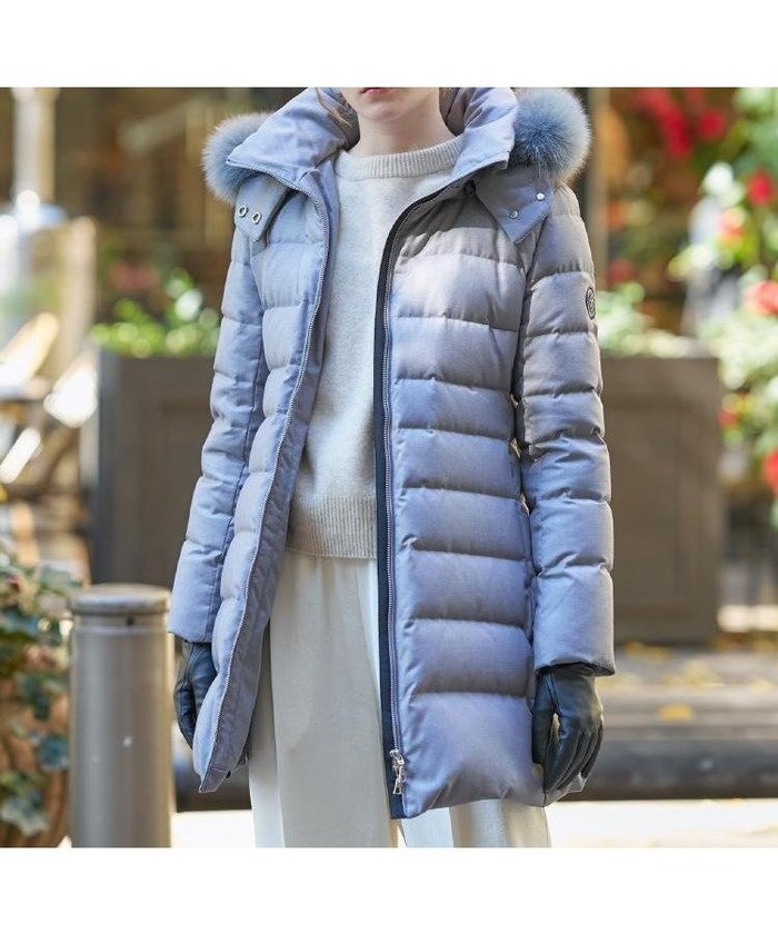 【ドレステリア/DRESSTERIOR】の【CLASSY.12月号掲載】ブルーFOXファー ホワイトグースダウン インテリア・キッズ・メンズ・レディースファッション・服の通販 founy(ファニー) https://founy.com/ 雑誌掲載アイテム Magazine Picks & Fashion Features ファッション雑誌 Fashion Magazines クラッシィ CLASSY. ファッション Fashion レディースファッション Fashion for Women 12月号 December Issue スマート Smart, Elegant 雑誌 Magazine, Fashion Magazine ダウン Down, Puffer ドレープ Drape, Draping Fabric 定番 Standard, Basic Item フィット Fit, Slim Fit フレア Flare, Flared ポケット Pocket, Pocket Detail ロング Long, Long-Length 冬 Winter / This Winter エレガント 上品 Elegant |ID: prp329100004758302 ipo3291000000034589226