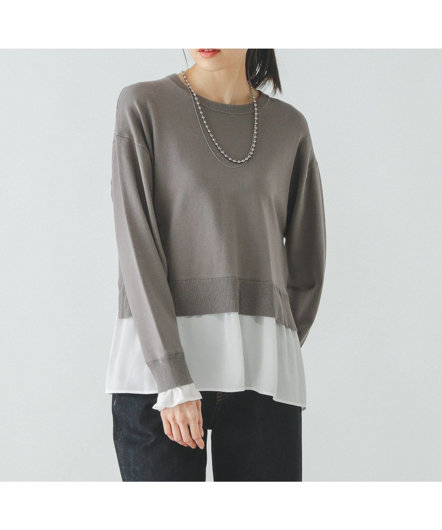 【グローバルワーク/GLOBAL WORK】の布帛ドッキングプルオーバー/253303 インテリア・キッズ・メンズ・レディースファッション・服の通販 founy(ファニー) 　ファッション　Fashion　レディースファッション　Fashion for Women　トップス・カットソー　Cut & Sew Tops　カジュアルプルオーバー・ニットトップス　Pullovers & Knit Tops / Casual Pullovers　おすすめ　Recommended / Our Picks　ダウン　Down, Puffer　デニム　Denim, Jeans Material　ドッキング　Docking, Mixed Material　フェミニン　Feminine, Girly　人気　Popular, Best Seller　冬　Winter / This Winter　春　Spring　ミドルグレー18|ID: prp329100004758487 ipo3291000000034429433