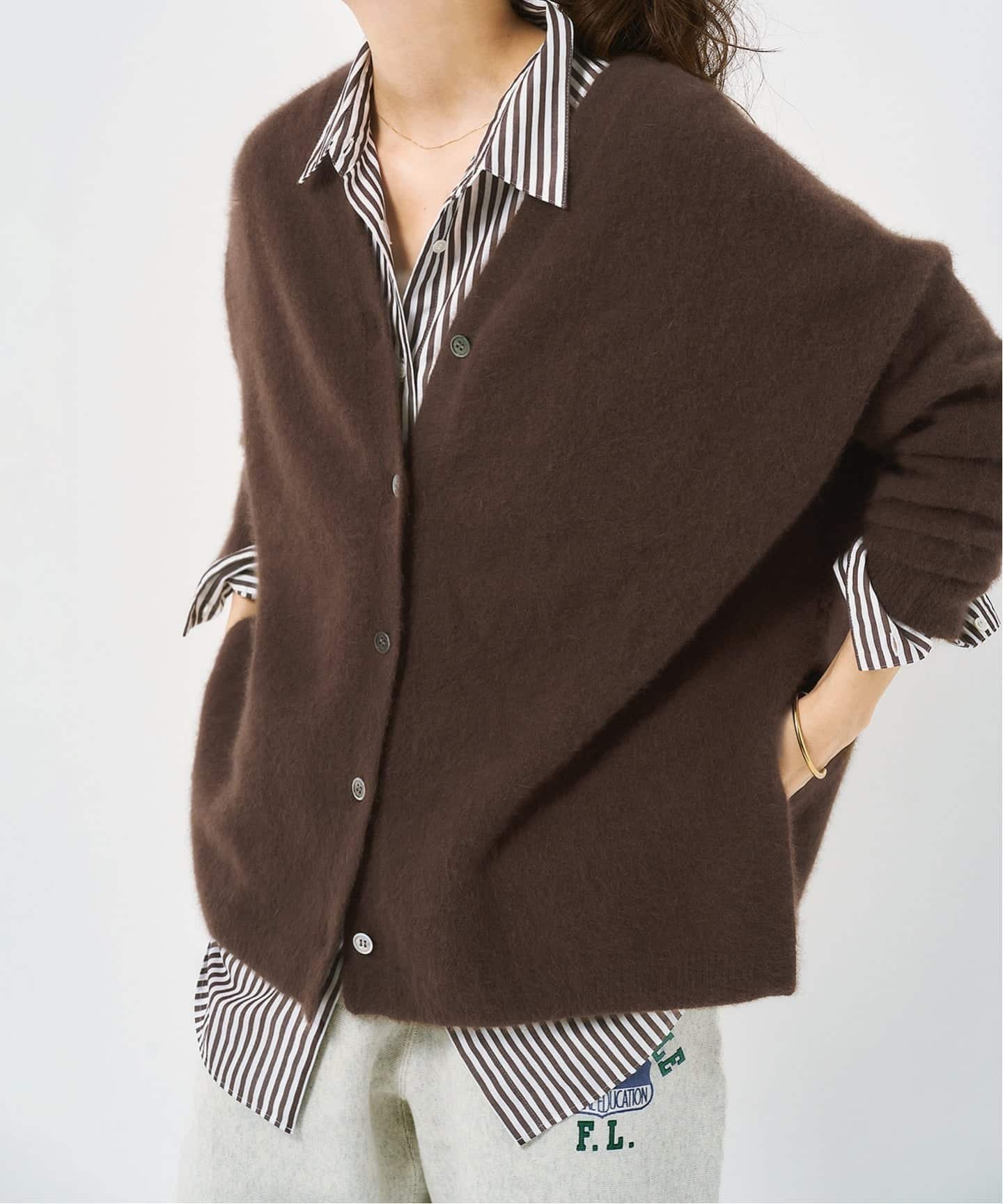 【スピック&スパン/Spick & Span】のフォックスウールミックス2WAYカーディガン インテリア・キッズ・メンズ・レディースファッション・服の通販 founy(ファニー) ファッション Fashion レディースファッション Fashion for Women トップス・カットソー Cut & Sew Tops カーディガン・羽織り Layered Style Cardigans カーディガン Cardigan, Knitwear シンプル Simple, Minimal スリット Slit, Slit Detail フォックス Fox, Fox Fur ルーズ Loose, Oversized ブラウン A|ID: prp329100004758918 ipo3291000000034773417