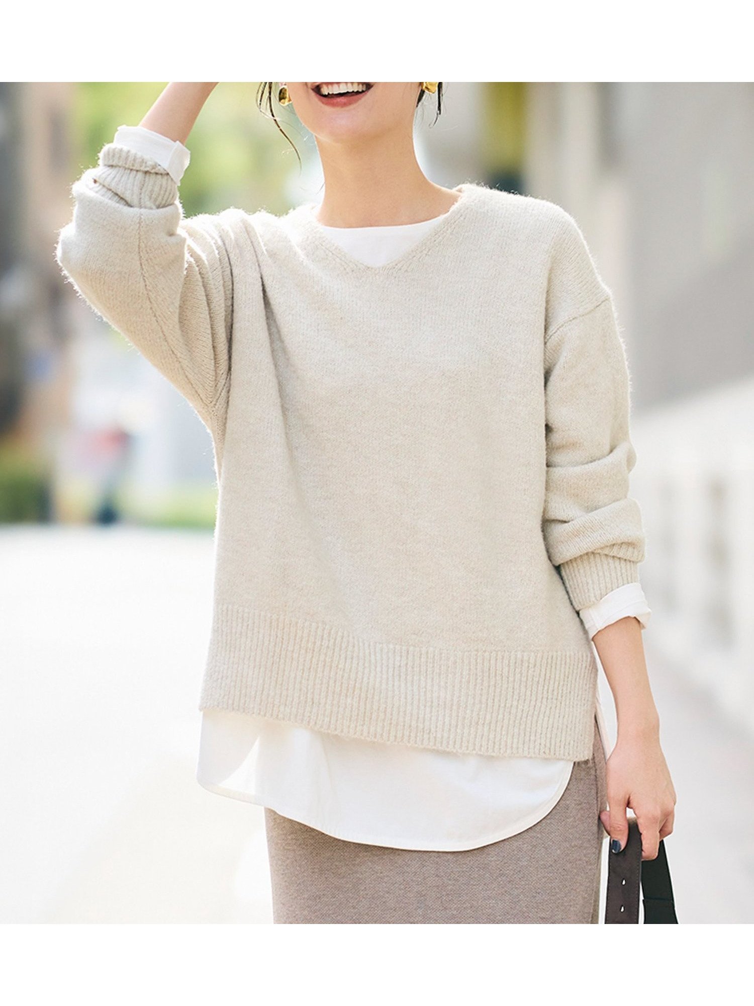 【コカ/COCA】の【新色追加】ふあふあヤク風Vネックプルオーバーニット インテリア・キッズ・メンズ・レディースファッション・服の通販 founy(ファニー) ファッション Fashion レディースファッション Fashion for Women トップス・カットソー Cut & Sew Tops ニット Knit Tops & Sweaters カジュアルプルオーバー・ニットトップス Pullovers & Knit Tops / Casual Pullovers Vネックトップス V-Neck Tops / V-Cut Neckline Shirts アクセサリー Fashion Accessories ウォッシャブル Machine Washable ショルダー Shoulder, Shoulder Strap シンプル Simple, Minimal ストレッチ Stretch, Stretchy Fabric スラックス Slacks, Dress Pants スリット Slit, Slit Detail デニム Denim, Jeans Material ドロップ Drop Shoulder, Dropped Style 定番 Standard, Basic Item 長袖 Long Sleeve, Full Sleeve フレア Flare, Flared ポケット Pocket, Pocket Detail 無地 Plain, Solid Color リラックス Relax, Relaxed Fit エレガント 上品 Elegant 2025年 2025 2025-2026秋冬・A/W Autumn/Winter 2025–26 AW25–26 Lt.beige|ID: prp329100004759091 ipo3291000000034435022