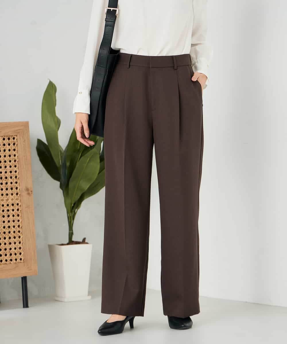 【アー ヴェー ヴェー/a.v.v】の【洗える/イージーケア/ストレッチ】パウダーツイルワイドストレートパンツ インテリア・キッズ・メンズ・レディースファッション・服の通販 founy(ファニー) 　ファッション　Fashion　レディースファッション　Fashion for Women　パンツ　Pants & Trousers　春　Spring　洗える　Machine Washable　秋　Autumn　ギャザー　Gathered, Ruffled　ジャケット　Jacket, Outerwear　ストレッチ　Stretch, Stretchy Fabric　ストレート　Straight, Straight Cut　セットアップ　Set-Up, Coordinated Outfit　タイトスカート　Pencil Skirt, Tight Skirt　定番　Standard, Basic Item　フレア　Flare, Flared　ボトム　Bottoms, Lower Wear　楽ちん　Easy Fit, Comfortable　ワイド　Wide, Wide Fit　冬　Winter / This Winter　再入荷　Restock / Back in Stock　夏　Summer　ビジネス 仕事 通勤　Business / Work / Commuting　ブラウン|ID: prp329100004759181 ipo3291000000034435937