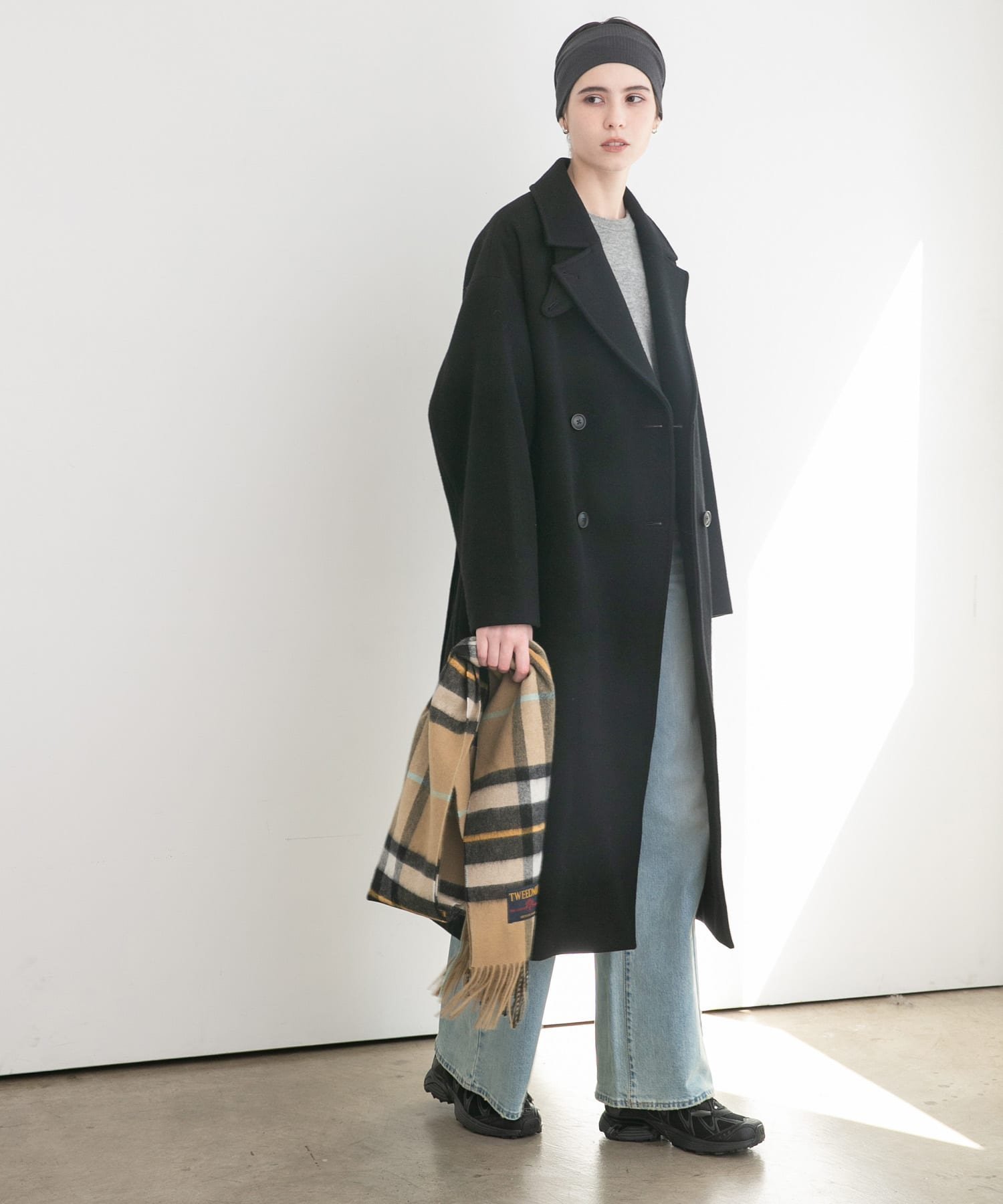 【アーバンリサーチ/URBAN RESEARCH】のスーパー140ウールチェスターコート インテリア・キッズ・メンズ・レディースファッション・服の通販 founy(ファニー) 　ファッション　Fashion　レディースファッション　Fashion for Women　アウター　Coat / Outerwear Collection　コート・ロングコート・ピーコート　Long Coats, Peacoats & More　チェスターコート・ロング丈アウター　Chester Coats / Chesterfield Long Coats　2025年　2025　2025-2026秋冬・A/W　Autumn/Winter 2025–26 AW25–26　冬　Winter / This Winter　クラシック　Classic, Timeless Style　スタンド　Stand Collar, Upright Stand　チェスターコート　Chester Coat, Long Coat　ベーシック　Basic, Essential　日本製　Made In Japan　A/W・秋冬　Autumn/Winter　BLACK|ID: prp329100004759249 ipo3291000000034518102