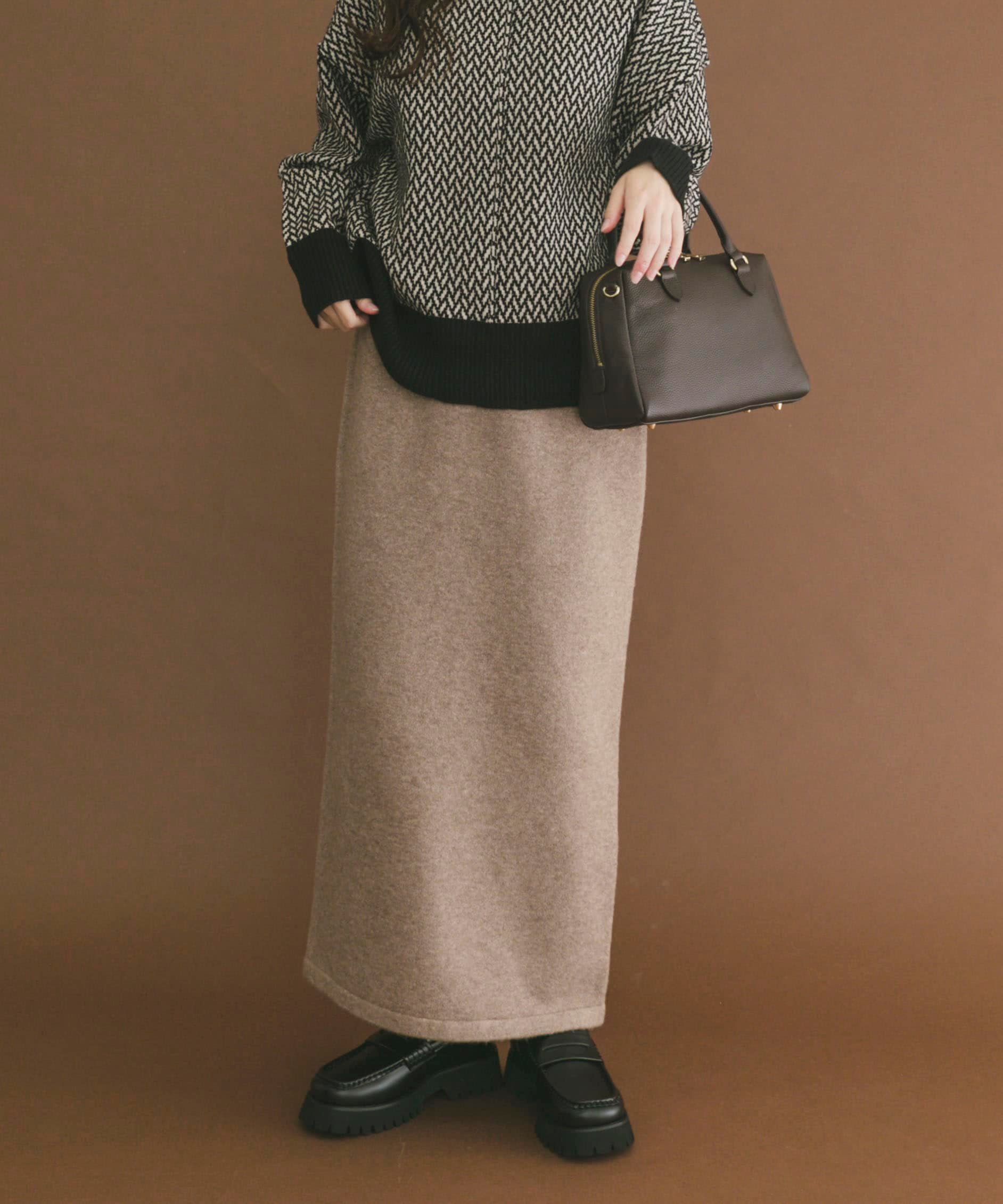 【アイテムズアーバンリサーチ/ITEMS URBAN RESEARCH】のニットロングスカート インテリア・キッズ・メンズ・レディースファッション・服の通販 founy(ファニー) 　ファッション　Fashion　レディースファッション　Fashion for Women　スカート　Skirts　ロングスカート　Long Skirts / Maxi & Midi Skirts　2025年　2025　2025-2026秋冬・A/W　Autumn/Winter 2025–26 AW25–26　冬　Winter / This Winter　シンプル　Simple, Minimal　エレガント 上品　Elegant　A/W・秋冬　Autumn/Winter　ベージュ|ID: prp329100004759259 ipo3291000000034652072