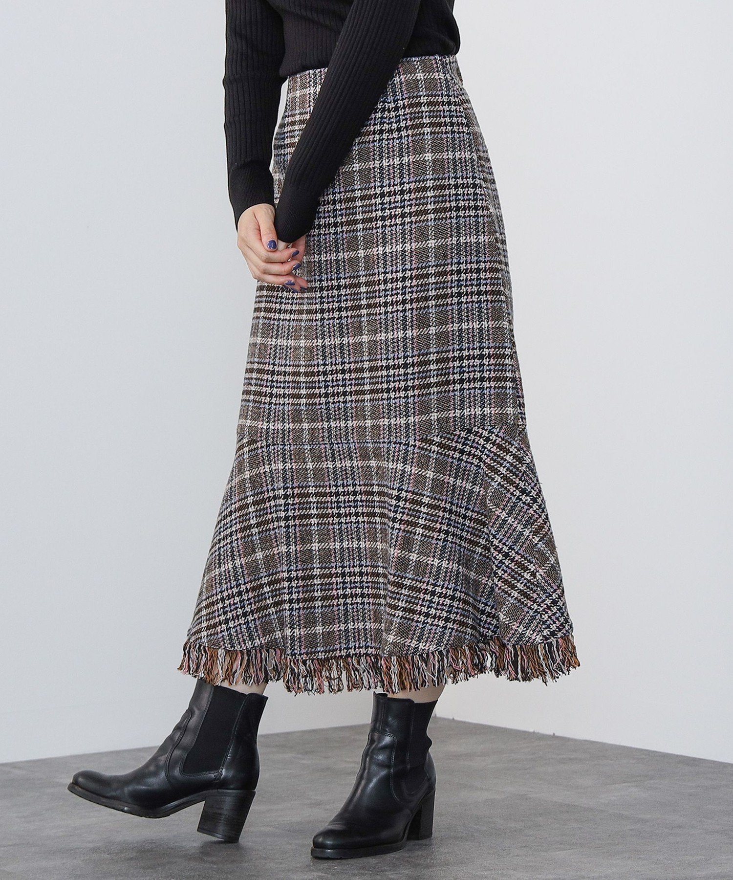 【ビームス ウイメン/BEAMS】のチェック柄 ツイード マーメイドスカート インテリア・キッズ・メンズ・レディースファッション・服の通販 founy(ファニー) 　ファッション　Fashion　レディースファッション　Fashion for Women　スカート　Skirts　チェック　Check, Plaid, Tartan　ツイード　Twill, Twill Weave　バランス　Balance, Style Balance　フリンジ　Fringe, Tassel　フレア　Flare, Flared　マーメイド　Mermaid, Fishtail Silhouette　A/W・秋冬　Autumn/Winter　BLUE|ID: prp329100004759260 ipo3291000000034652174