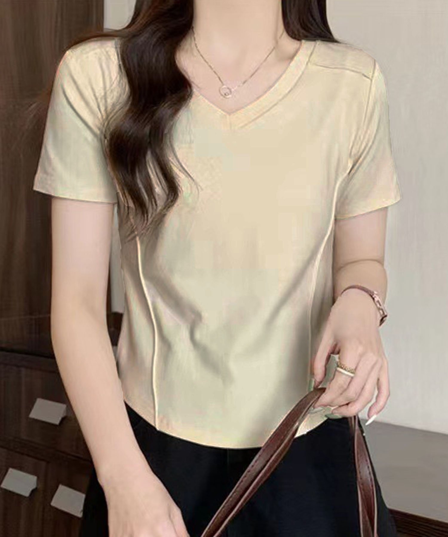 【アミュレット/Amulet】の【Amulet】プレス加工デザインTシャツ インテリア・キッズ・メンズ・レディースファッション・服の通販 founy(ファニー) 　ファッション　Fashion　レディースファッション　Fashion for Women　トップス・カットソー　Cut & Sew Tops　シャツ・ブラウス・オフィスカジュアル　Elegant Blouses & Button-Ups　ロングTシャツ・Tシャツ　Longline T-Shirts & Tees　シンプル　Simple, Minimal　アイボリー|ID: prp329100004759317 ipo3291000000034437214