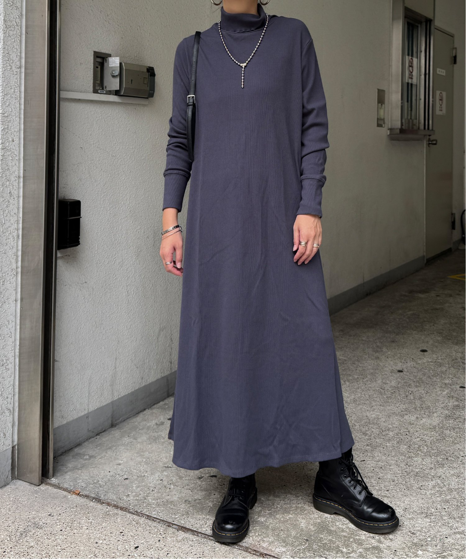 【エルビーシー/LBC】のタートルリブカットロングワンピース インテリア・キッズ・メンズ・レディースファッション・服の通販 founy(ファニー) ファッション Fashion レディースファッション Fashion for Women ワンピース Dresses シンプル Simple, Minimal タートルネック Turtleneck, High Neck トレンド Trend, Trending Now ベスト Vest, Waistcoat ロング Long, Long-Length チャコール|ID: prp329100004759318 ipo3291000000034437215