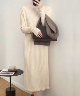 【アミュレット/Amulet】の【Amulet】フリンジニットワンピース 人気、トレンドファッション・服の通販 founy(ファニー) ファッション Fashion レディースファッション Fashion for Women ワンピース Dresses ニットワンピース Knit Dresses フリンジ Fringe, Tassel エレガント 上品 Elegant 防寒 Cold Protection, Winter-Ready |ID:prp329100004759381