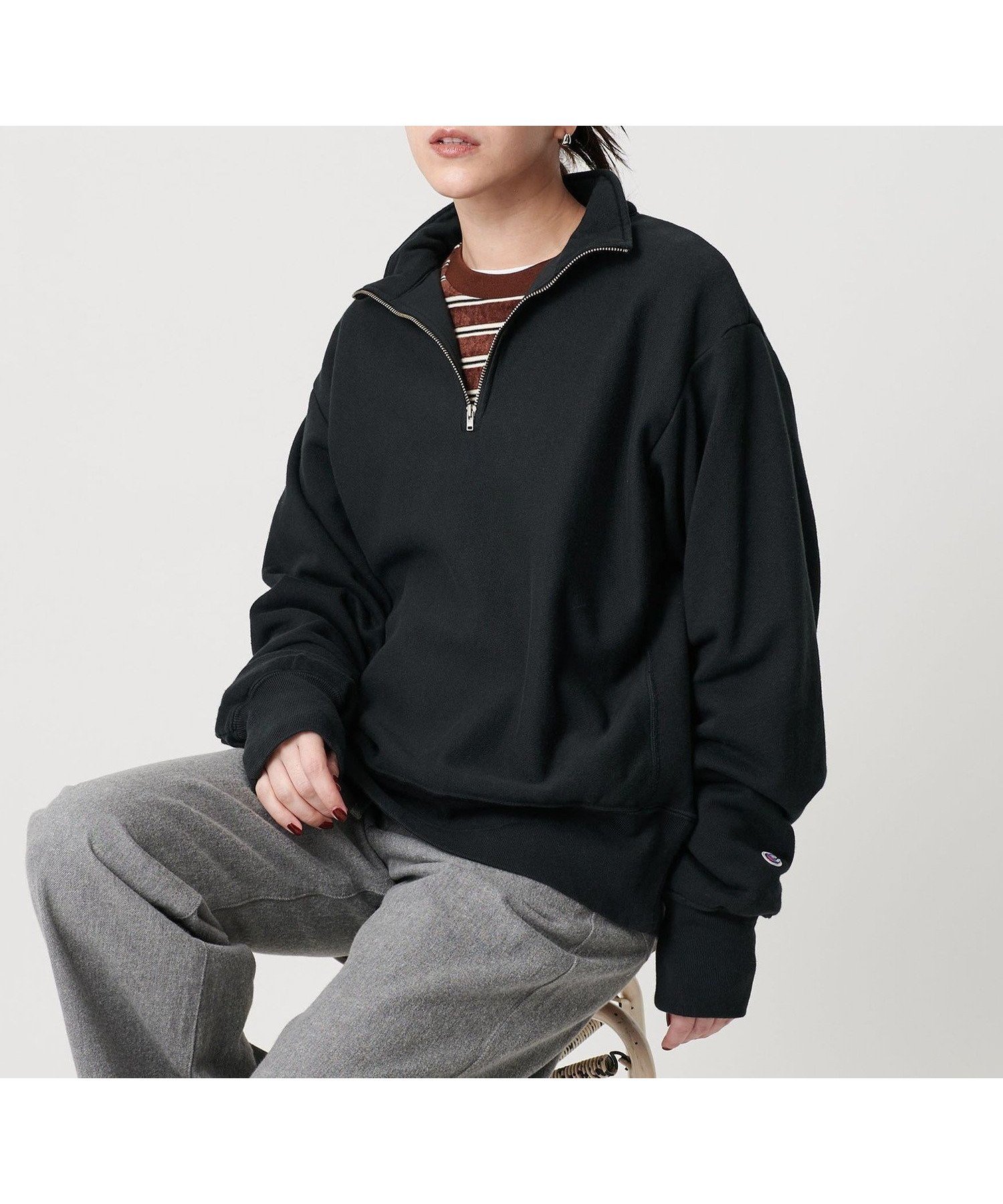 【ビューティ&ユース ユナイテッドアローズ/BEAUTY&YOUTH / UNITED ARROWS】の【別注】 Champion ハーフジッププルオーバー インテリア・キッズ・メンズ・レディースファッション・服の通販 founy(ファニー) 　ファッション　Fashion　レディースファッション　Fashion for Women　トップス・カットソー　Cut & Sew Tops　カジュアルプルオーバー・ニットトップス　Pullovers & Knit Tops / Casual Pullovers　アメリカン　American Style　シンプル　Simple, Minimal　ジップ　Zip, Zipper　ジャケット　Jacket, Outerwear　スポーツ　Sports, Activewear　ニューヨーク　New York, NYC Style　人気　Popular, Best Seller　ハイネック　High Neck, Mock Neck　別注　Limited Edition, Custom Order　ミックス　Mix, Mixed Style　おすすめ　Recommended / Our Picks　BLACK|ID: prp329100004759421 ipo3291000000034438375