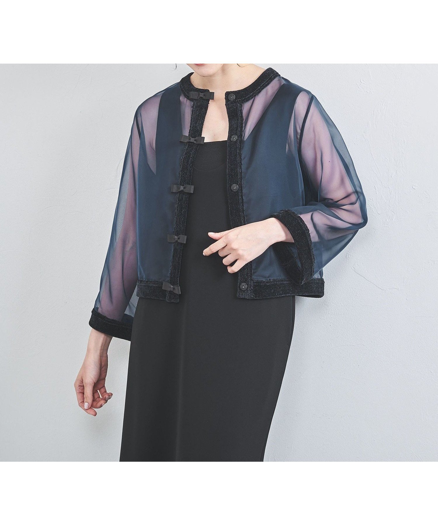 【ユナイテッドアローズ/UNITED ARROWS】のオーガンジー リボン 2WAY ブラウス インテリア・キッズ・メンズ・レディースファッション・服の通販 founy(ファニー) 　ファッション　Fashion　レディースファッション　Fashion for Women　トップス・カットソー　Cut & Sew Tops　シャツ・ブラウス・オフィスカジュアル　Elegant Blouses & Button-Ups　インナー　Innerwear　オーガンジー　Organza Fabric　カーディガン　Cardigan, Knitwear　キャミソール　Camisole, Spaghetti Strap Top　シアー　Sheer, See-Through　センター　Center, Center Line　タンク　Tank Top, Sleeveless Top　バランス　Balance, Style Balance　モチーフ　Motif, Design Theme　リボン　Ribbon, Bow　アウトレット　Outlet / Clearance　NAVY|ID: prp329100004759451 ipo3291000000034438643