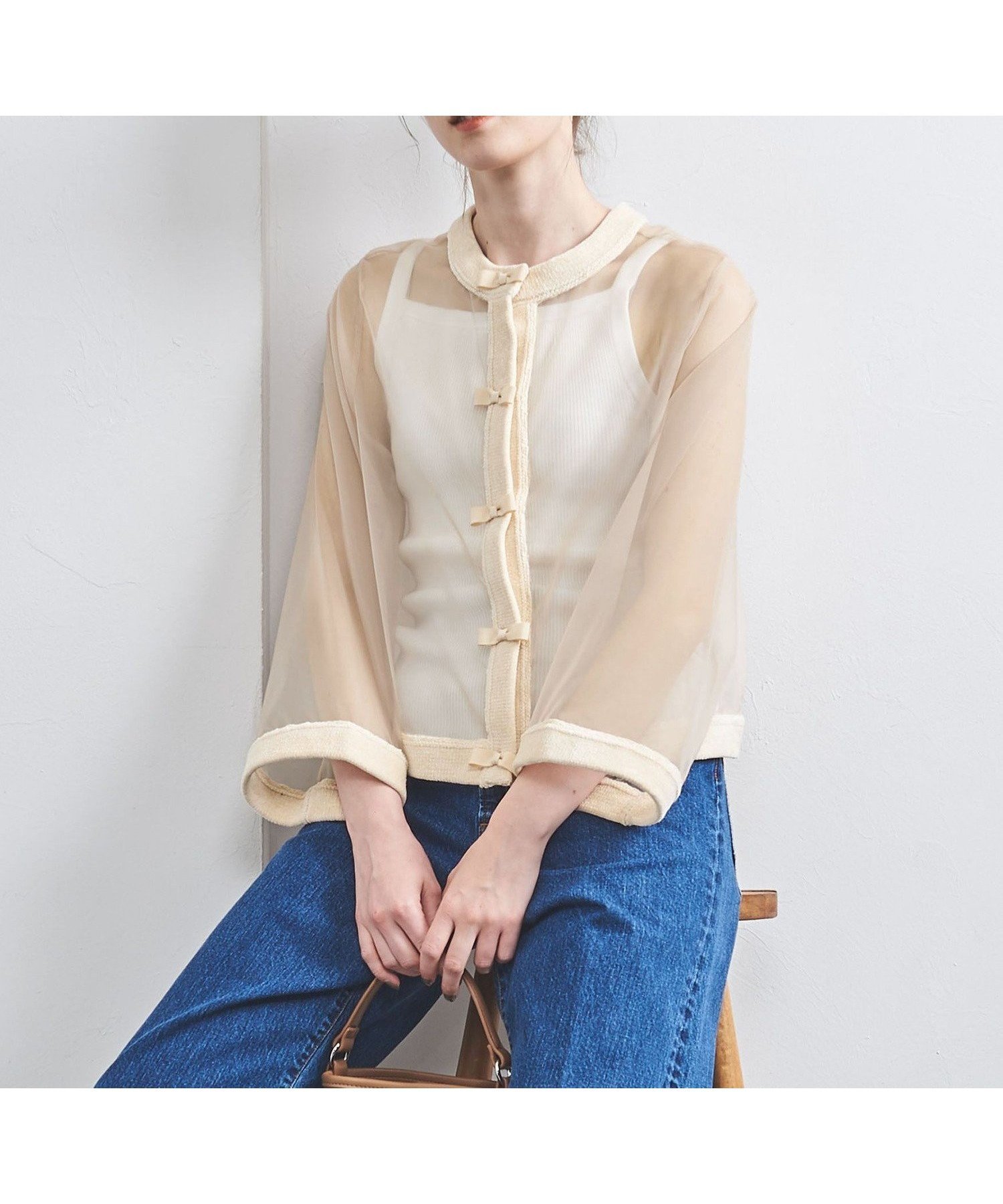 【ユナイテッドアローズ/UNITED ARROWS】のオーガンジー リボン 2WAY ブラウス インテリア・キッズ・メンズ・レディースファッション・服の通販 founy(ファニー) 　ファッション　Fashion　レディースファッション　Fashion for Women　トップス・カットソー　Cut & Sew Tops　シャツ・ブラウス・オフィスカジュアル　Elegant Blouses & Button-Ups　インナー　Innerwear　オーガンジー　Organza Fabric　カーディガン　Cardigan, Knitwear　キャミソール　Camisole, Spaghetti Strap Top　シアー　Sheer, See-Through　センター　Center, Center Line　タンク　Tank Top, Sleeveless Top　バランス　Balance, Style Balance　モチーフ　Motif, Design Theme　リボン　Ribbon, Bow　アウトレット　Outlet / Clearance　BEIGE|ID: prp329100004759451 ipo3291000000034438645