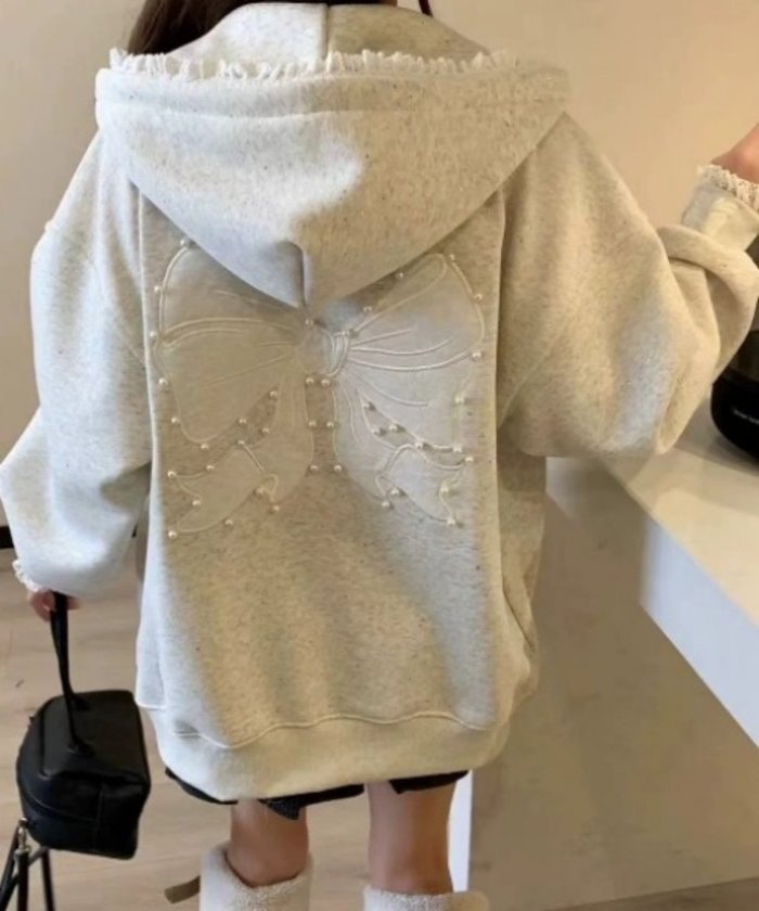 【ディアベル/DIAVEL】の【韓国ファッション春コーデに】リボンワッペンジップパーカー インテリア・キッズ・メンズ・レディースファッション・服の通販 founy(ファニー) https://founy.com/ ファッション Fashion レディースファッション Fashion for Women トップス・カットソー Cut & Sew Tops レディースパーカー・カジュアルフーディー Casual Hoodies & Sweatshirts おすすめ Recommended / Our Picks スニーカー Sneakers, Trainers デニム Denim, Jeans Material パーカー Hoodie, Parka ビッグ Big, Oversized ミニスカート Mini Skirt, Short Skirt リボン Ribbon, Bow レース Lace, Lace Fabric ロング Long, Long-Length 再入荷 Restock / Back in Stock 厚底 Platform Shoes 春 Spring |ID: prp329100004759456 ipo3291000000034438692