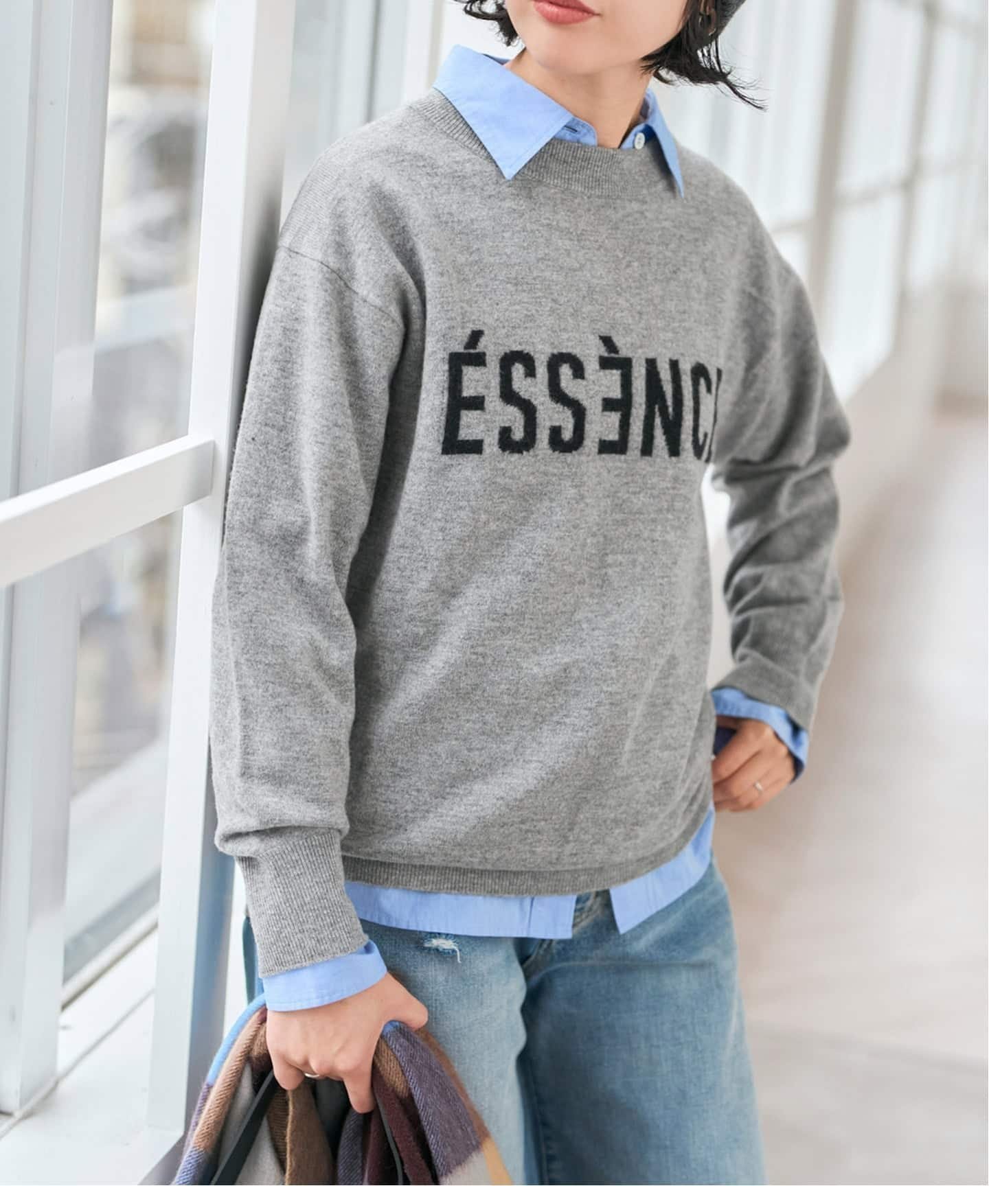 【スピック&スパン/Spick & Span】の《WEB限定 / 追加》ESSENCEロゴニット インテリア・キッズ・メンズ・レディースファッション・服の通販 founy(ファニー) ファッション Fashion レディースファッション Fashion for Women トップス・カットソー Cut & Sew Tops ニット Knit Tops & Sweaters ショルダー Shoulder, Shoulder Strap スリーブ Sleeve, Long Sleeve / Short Sleeve ドロップ Drop Shoulder, Dropped Style ボトム Bottoms, Lower Wear ワイド Wide, Wide Fit A/W・秋冬 Autumn/Winter グレーA|ID: prp329100004759598 ipo3291000000034721475