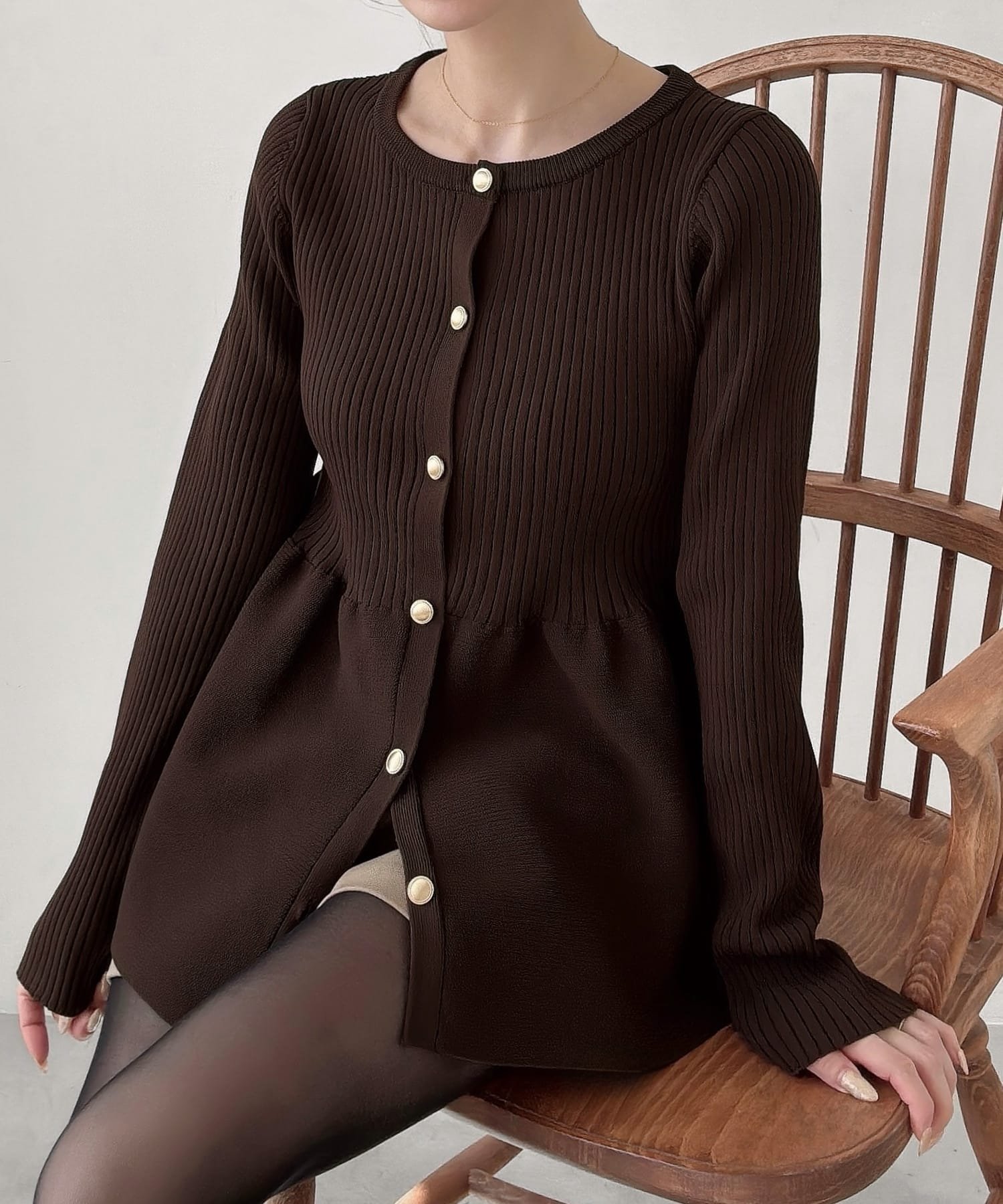 【ジュノア/JUNOAH】のMeiru ペプラムニットカーディガン インテリア・キッズ・メンズ・レディースファッション・服の通販 founy(ファニー) 　ファッション　Fashion　レディースファッション　Fashion for Women　トップス・カットソー　Cut & Sew Tops　ニット　Knit Tops & Sweaters　カーディガン・羽織り　Layered Style Cardigans　ダークブラウン|ID: prp329100004759671 ipo3291000000034619125