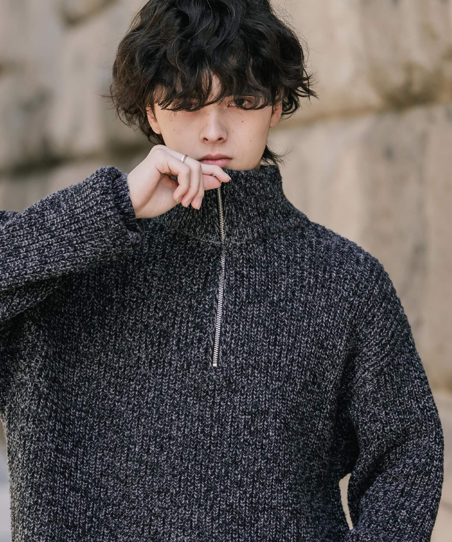 【ロッキーモンロー/Rocky Monroe】のオーバーサイズ畦編みハーフジップニットセーター インテリア・キッズ・メンズ・レディースファッション・服の通販 founy(ファニー) ファッション Fashion レディースファッション Fashion for Women トップス・カットソー Cut & Sew Tops ニット Knit Tops & Sweaters 畦編みニット・テクスチャードトップス Ribbed Knit Sweaters / Textured Knit Tops インナー Innerwear 畦 Ribbed Knit シンプル Simple, Minimal スラックス Slacks, Dress Pants デニム Denim, Jeans Material バランス Balance, Style Balance フェミニン Feminine, Girly メンズ Men's, Menswear リラックス Relax, Relaxed Fit 再入荷 Restock / Back in Stock おすすめ Recommended / Our Picks メランジブラック|ID: prp329100004759920 ipo3291000000034697135