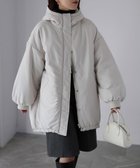 【リベリー/Riberry】の中綿モンスターパーカー 人気、トレンドファッション・服の通販 founy(ファニー) ファッション Fashion レディースファッション Fashion for Women トップス・カットソー Cut & Sew Tops レディースパーカー・カジュアルフーディー Casual Hoodies & Sweatshirts 軽量 Lightweight, Ultra Light シンプル Simple, Minimal タフタ Taffeta, Structured Fabric ダウン Down, Puffer デニム Denim, Jeans Material トレンド Trend, Trending Now バランス Balance, Style Balance パーカー Hoodie, Parka ビッグ Big, Oversized ベーシック Basic, Essential ミドル Middle Length, Mid Height 楽ちん Easy Fit, Comfortable 冬 Winter / This Winter プチプライス・低価格 Affordable / Budget Price おすすめ Recommended / Our Picks thumbnail オフホワイト|ID: prp329100004759942 ipo3291000000034633526