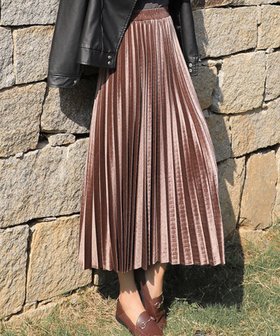 【アミュレット/Amulet】の【Dewlily】ベロアプリーツロングスカート 人気、トレンドファッション・服の通販 founy(ファニー) ファッション Fashion レディースファッション Fashion for Women スカート Skirts ロングスカート Long Skirts / Maxi & Midi Skirts シャイニー Shiny, Glossy Finish プリーツ Pleats, Pleated ベロア Velour, Soft Velvet ロング Long, Long-Length 楽ちん Easy Fit, Comfortable |ID:prp329100004759990