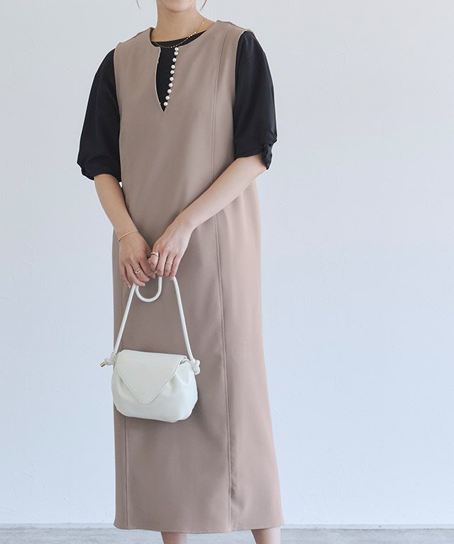 【ピエロ/Pierrot】の2wayパールデザインジャンパースカート インテリア・キッズ・メンズ・レディースファッション・服の通販 founy(ファニー) ファッション Fashion レディースファッション Fashion for Women スカート Skirts インナー Innerwear ストレッチ Stretch, Stretchy Fabric トレンド Trend, Trending Now ノースリーブ Sleeveless, No-Sleeve パール Pearl, Pearl Accent 長袖 Long Sleeve, Full Sleeve ベージュ|ID: prp329100004760045 ipo3291000000034445358