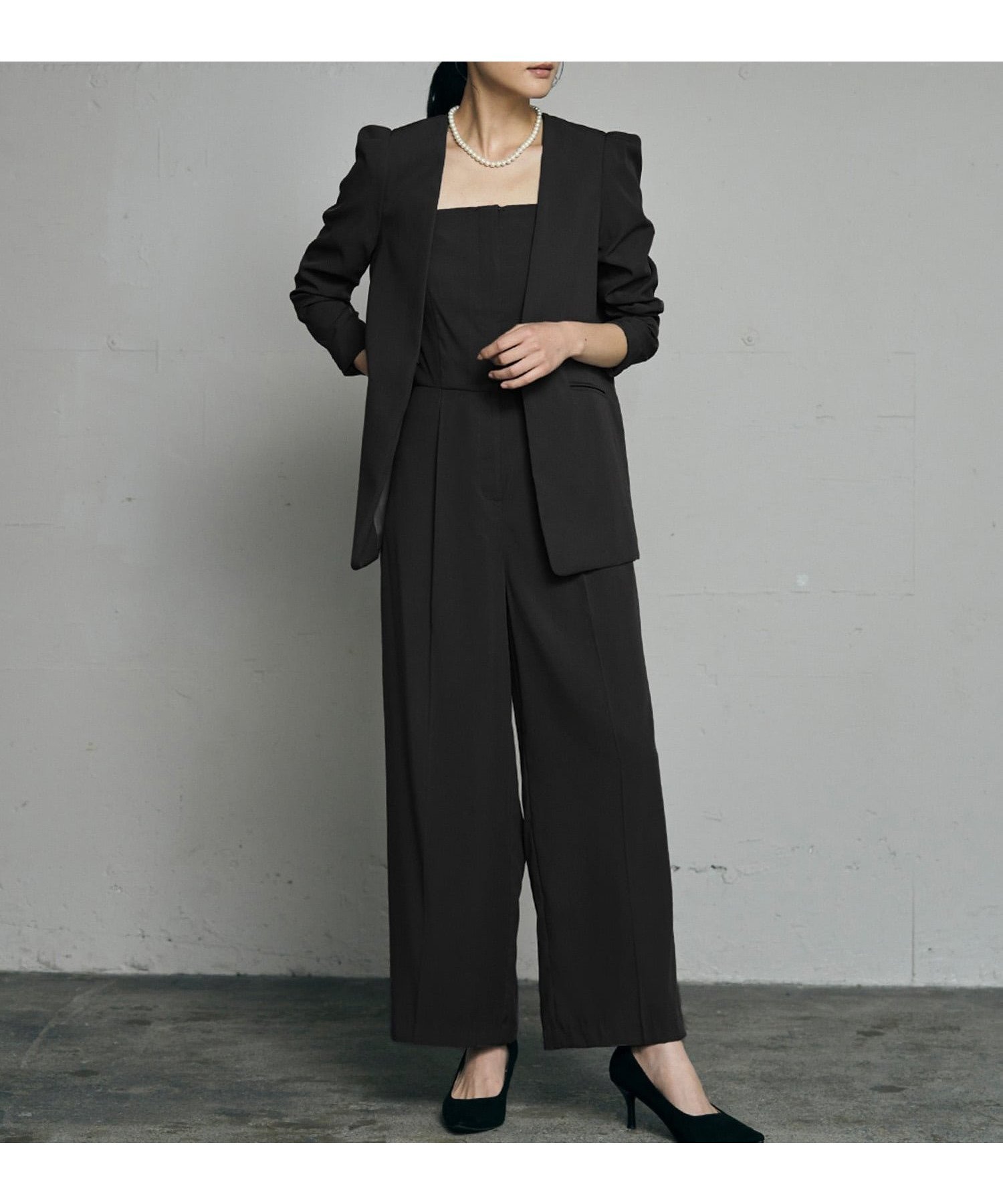 【ガール/GIRL】のジャケット オールインワン セットアップ パンツドレス 結婚式 パーティードレス インテリア・キッズ・メンズ・レディースファッション・服の通販 founy(ファニー) 　ファッション　Fashion　レディースファッション　Fashion for Women　アウター　Coat / Outerwear Collection　レディースジャケット・軽アウター　Jackets　セットアップ　Matching Sets　レディースパンツ・ボトムス　Pants & Trousers / Bottoms　コンシャス　Conscious, Bodycon　シンプル　Simple, Minimal　ジャケット　Jacket, Outerwear　スーツ　Suit, Formalwear　セットアップ　Set-Up, Coordinated Outfit　ドレス　Dress, One-Piece　フォーマル　Formal, Dressy　フロント　Front, Front Design　再入荷　Restock / Back in Stock　おすすめ　Recommended / Our Picks　エレガント 上品　Elegant　セレモニー　Ceremony　入学式　Entrance Ceremony　卒業式　Graduation Ceremony　ビジネス 仕事 通勤　Business / Work / Commuting　結婚式　Wedding　披露宴　Wedding Reception　二次会　After Party　BK|ID: prp329100004760073 ipo3291000000035199924
