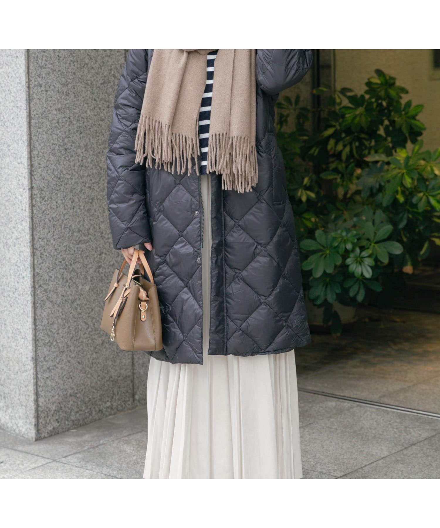 【アイテムズアーバンリサーチ/ITEMS URBAN RESEARCH】のTAION HOOD LONG DOWN JACKET インテリア・キッズ・メンズ・レディースファッション・服の通販 founy(ファニー) ファッション Fashion レディースファッション Fashion for Women アウター Coat / Outerwear Collection レディースジャケット・軽アウター Jackets インナー Innerwear キルティング Quilted, Quilting ダウン Down, Puffer ベーシック Basic, Essential 防寒 Cold Protection, Winter-Ready ロング Long, Long-Length 冬 Winter / This Winter A/W・秋冬 Autumn/Winter エレガント 上品 Elegant 2025年 2025 2025-2026秋冬・A/W Autumn/Winter 2025–26 AW25–26 ブラック|ID: prp329100004760091 ipo3291000000034858062