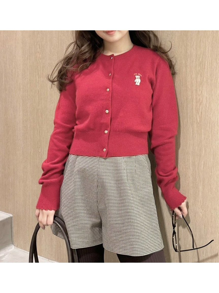 【リリーブラウン/Lily Brown】のLily Bearコンパクトカーディガン インテリア・キッズ・メンズ・レディースファッション・服の通販 founy(ファニー) 　ファッション　Fashion　レディースファッション　Fashion for Women　トップス・カットソー　Cut & Sew Tops　カーディガン・羽織り　Layered Style Cardigans　ウォーム　Warm Fabric　カーディガン　Cardigan, Knitwear　コンパクト　Compact, Small Size　今季　This Season, Current Season　シンプル　Simple, Minimal　スカラップ　Scallop, Scalloped Edge　スマート　Smart, Elegant　定番　Standard, Basic Item　人気　Popular, Best Seller　フォックス　Fox, Fox Fur　A/W・秋冬　Autumn/Winter　エレガント 上品　Elegant　RED[046]|ID: prp329100004760203 ipo3291000000034789057
