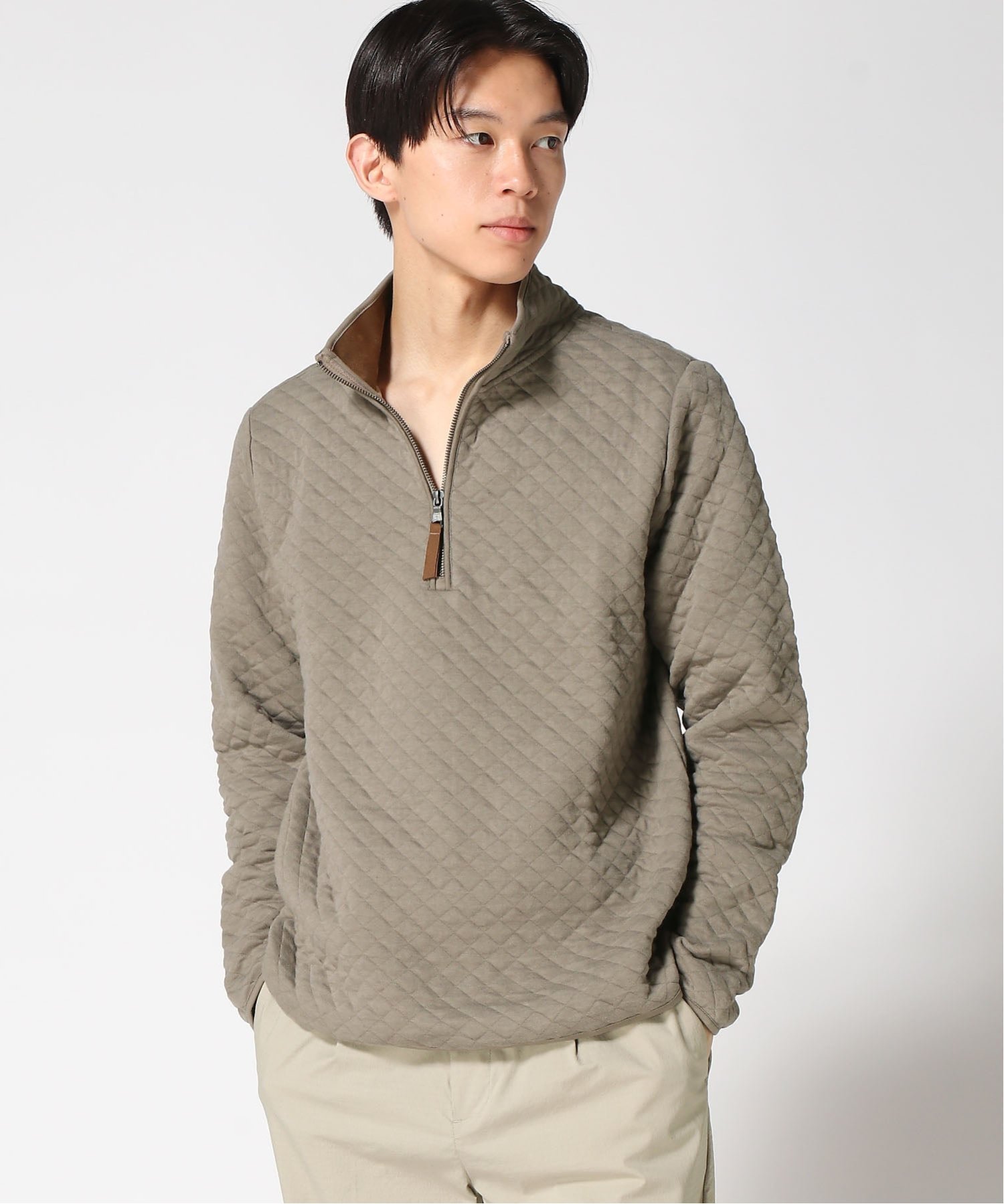 【バナナリパブリック ファクトリーストア/BANANA REPUBLIC FACTORY STORE】のBANANA REPUBLIC FACTORY STORE キルティング ニット ハーフジッププルオーバー インテリア・キッズ・メンズ・レディースファッション・服の通販 founy(ファニー) 　ファッション　Fashion　レディースファッション　Fashion for Women　トップス・カットソー　Cut & Sew Tops　ニット　Knit Tops & Sweaters　カジュアルプルオーバー・ニットトップス　Pullovers & Knit Tops / Casual Pullovers　キルティング　Quilted, Quilting　モダン　Modern, Contemporary　ROCK_GREY|ID: prp329100004760218 ipo3291000000034502408