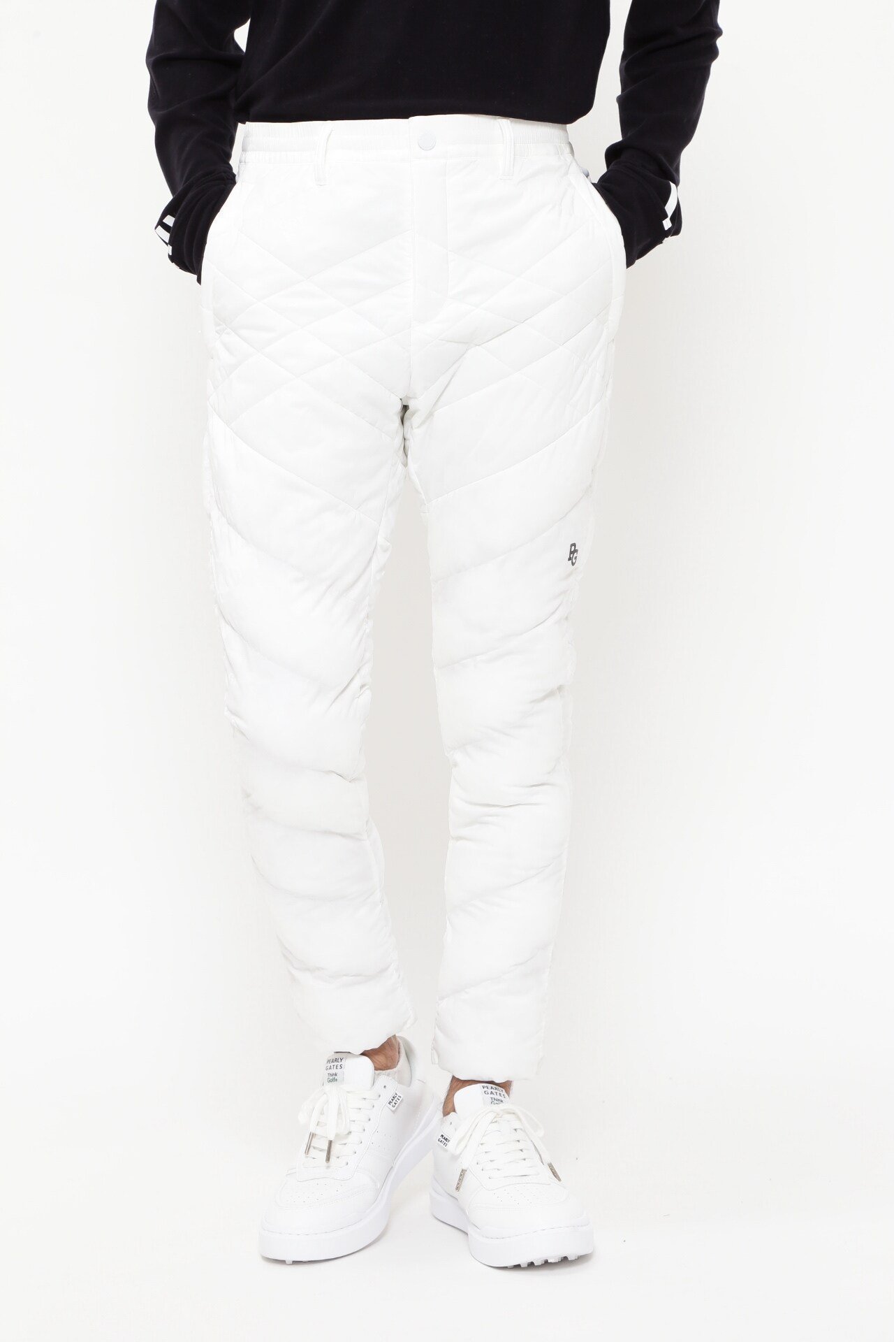 【パーリーゲイツ/PEARLY GATES / MEN】のNyストレッチ中綿イージーパンツ カモフラジャガード インテリア・キッズ・メンズ・レディースファッション・服の通販 founy(ファニー) ファッション Fashion メンズファッション Fashion for Men ボトムス Bottoms おすすめ Recommended / Our Picks アウトドア Outdoor Clothing キルト Quilt, Quilted Fabric ゴルフ Golf ストレッチ Stretch, Stretchy Fabric テーパード Tapered, Tapered Pants バランス Balance, Style Balance フレア Flare, Flared ミリタリー Military, Army Style 軽量 Lightweight, Ultra Light ホワイト|ID: prp329100004760354 ipo3291000000034449499