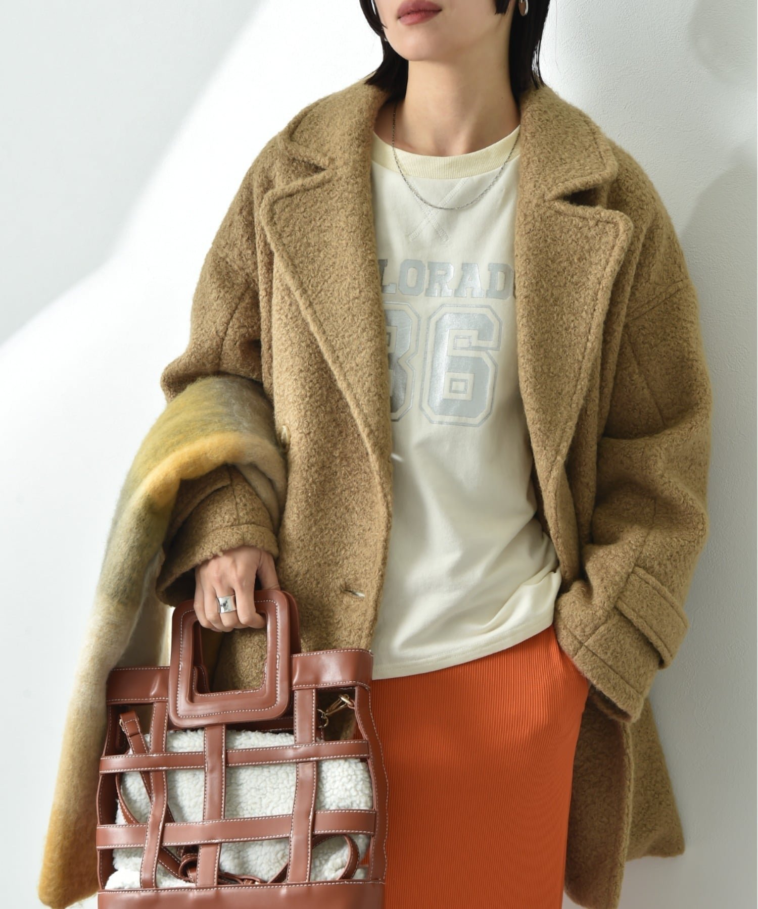 【インタープラネット/INTERPLANET】のブークレツイードダブルミドル丈コート インテリア・キッズ・メンズ・レディースファッション・服の通販 founy(ファニー) 　ファッション　Fashion　レディースファッション　Fashion for Women　アウター　Coat / Outerwear Collection　コート・ロングコート・ピーコート　Long Coats, Peacoats & More　ショルダー　Shoulder, Shoulder Strap　シンプル　Simple, Minimal　ダブル　Double, Double-Breasted　ドロップ　Drop Shoulder, Dropped Style　フォルム　Silhouette, Form　ベーシック　Basic, Essential　マーブル　Marble, Marble Pattern　キャメル|ID: prp329100004760779 ipo3291000000034477743