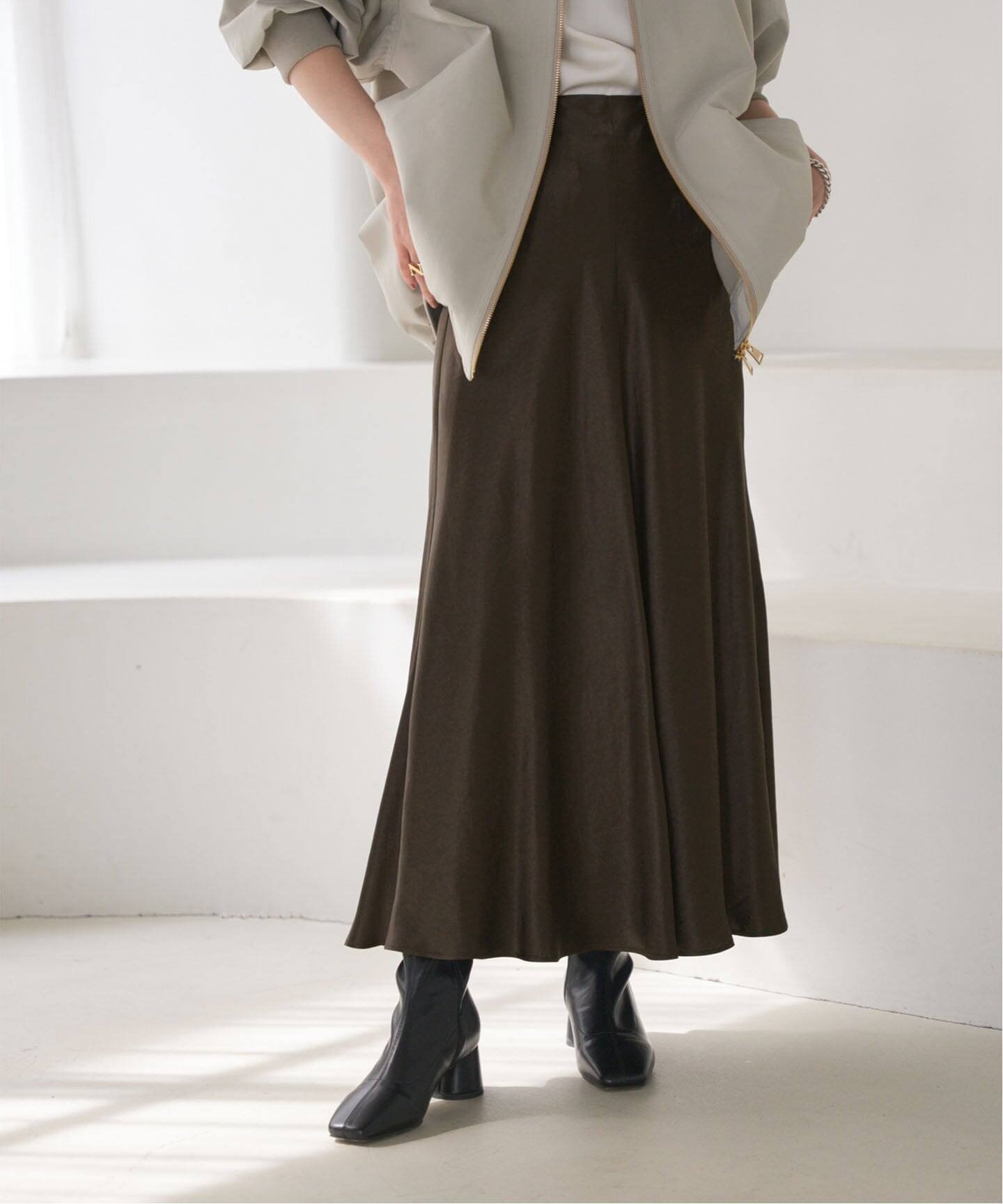 【ノーブル / スピック&スパン/NOBLE / Spick & Span】のバイヤスサテンフレアスカート インテリア・キッズ・メンズ・レディースファッション・服の通販 founy(ファニー) ファッション Fashion レディースファッション Fashion for Women スカート Skirts Aライン・フレアスカート A-Line & Flared Skirts エレガント 上品 Elegant ギャザー Gathered, Ruffled サテン Satin, Glossy Fabric ドレープ Drape, Draping Fabric バイアス Bias, Diagonal Cut フレア Flare, Flared リラックス Relax, Relaxed Fit ブラウン|ID: prp329100004760888 ipo3291000000034577448