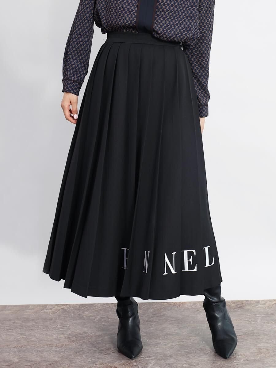 【ヴァン/Vin】の刺繍ロゴプリーツスカート インテリア・キッズ・メンズ・レディースファッション・服の通販 founy(ファニー) 　ファッション　Fashion　レディースファッション　Fashion for Women　スカート　Skirts　プリーツスカート / 上品フェミニンスタイル　Pleated Skirts　クラシカル　Classical, Vintage-Inspired　シンプル　Simple, Minimal　プリーツ　Pleats, Pleated　エレガント 上品　Elegant　A/W・秋冬　Autumn/Winter　ブラック|ID: prp329100004760965 ipo3291000000034597721