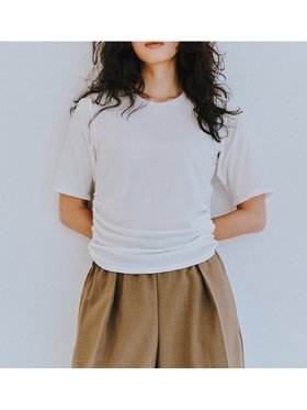 【スタイリング/styling】のギャザーカットトップス 人気、トレンドファッション・服の通販 founy(ファニー) ファッション Fashion レディースファッション Fashion for Women トップス・カットソー Cut & Sew Tops ギャザー Gathered, Ruffled スマート Smart, Elegant ドレープ Drape, Draping Fabric |ID:prp329100004761093