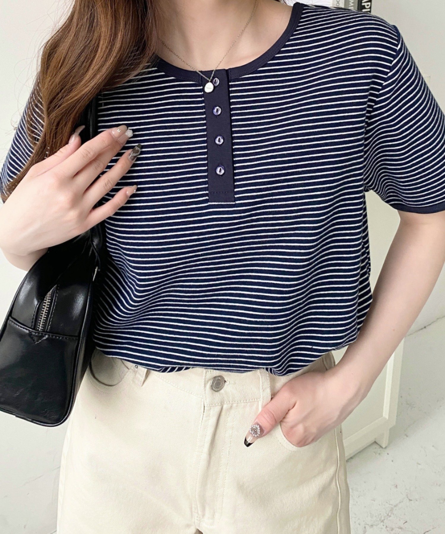 【モーメントプラス/moment+ / MEN】の前後2WAYヘンリーネックボーダー半袖Tシャツ インテリア・キッズ・メンズ・レディースファッション・服の通販 founy(ファニー) ファッション Fashion メンズファッション Fashion for Men インナー Innerwear シンプル Simple, Minimal スラックス Slacks, Dress Pants デニム Denim, Jeans Material トレンド Trend, Trending Now 定番 Standard, Basic Item フィット Fit, Slim Fit フレア Flare, Flared ベーシック Basic, Essential ボトム Bottoms, Lower Wear ボーダー Border, Stripe 半袖 Short Sleeve, Half Sleeve 再入荷 Restock / Back in Stock プチプライス・低価格 Affordable / Budget Price おすすめ Recommended / Our Picks ネイビー|ID: prp329100004761140 ipo3291000000034456250