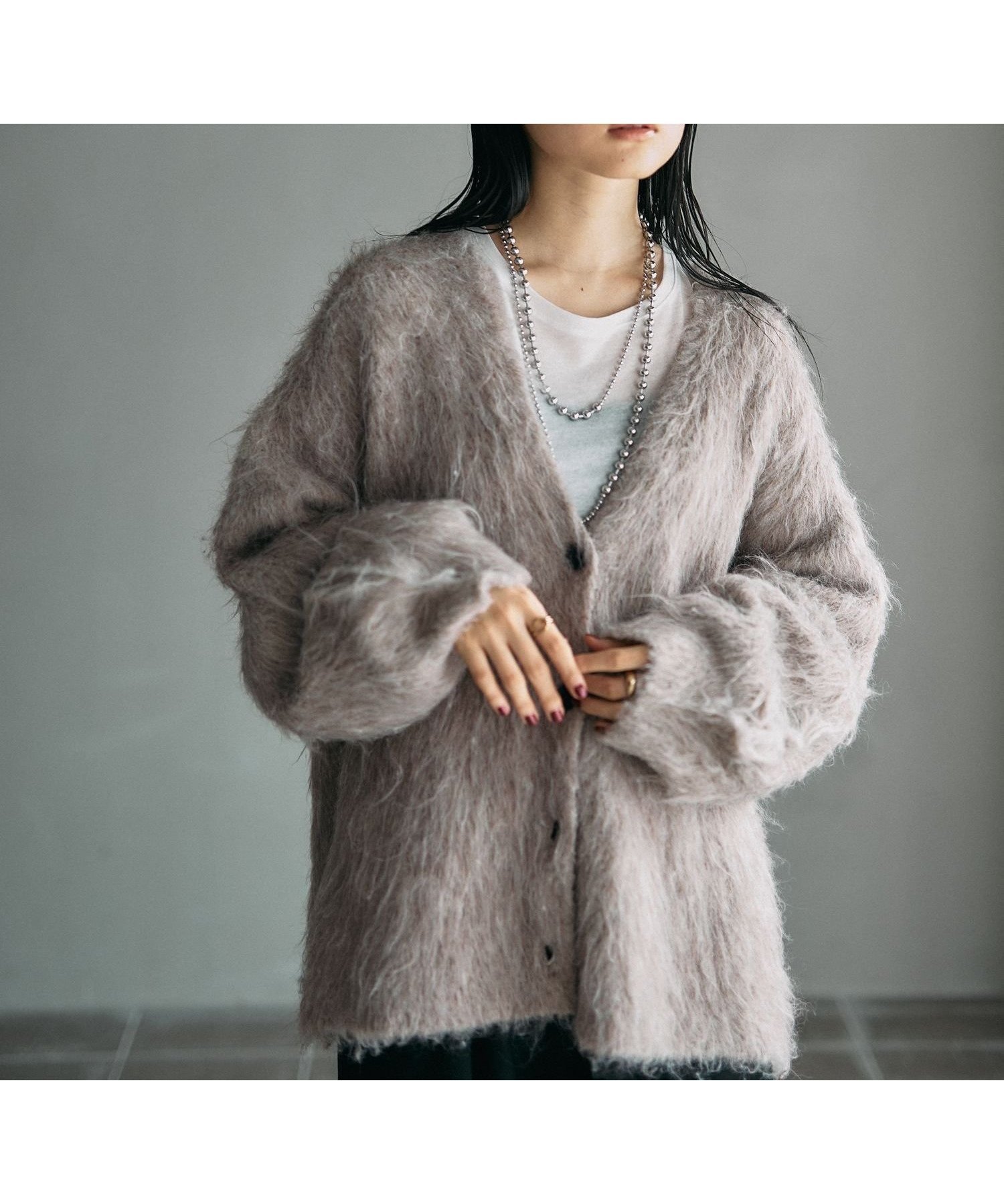 【レプシィム ローリーズファーム/LEPSIM LOWRYS FARM】の5ゲージシャギーVカーディガン インテリア・キッズ・メンズ・レディースファッション・服の通販 founy(ファニー) ファッション Fashion レディースファッション Fashion for Women トップス・カットソー Cut & Sew Tops カーディガン・羽織り Layered Style Cardigans おすすめ Recommended / Our Picks カーディガン Cardigan, Knitwear スタイリッシュ Stylish, Fashionable フェミニン Feminine, Girly ボトム Bottoms, Lower Wear ルーズ Loose, Oversized ロング Long, Long-Length エレガント 上品 Elegant ライトベージュ51|ID: prp329100004761318 ipo3291000000034592807