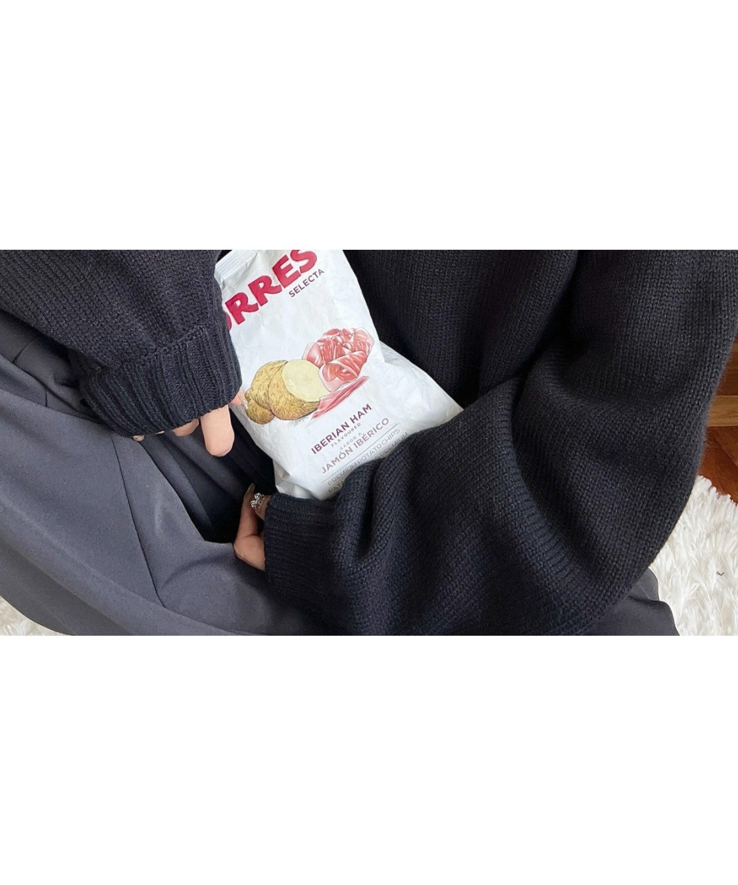 【モーメントプラス/moment+ / MEN】のハーフジップワンポイント刺繍入りニットプルオーバー インテリア・キッズ・メンズ・レディースファッション・服の通販 founy(ファニー) 　ファッション　Fashion　メンズファッション　Fashion for Men　トップス・カットソー　Cut & Sew Tops　ニット・セーター / 定番トップス　Knit Tops & Sweaters　インナー　Innerwear　シルバー　Silver, Metallic Silver　シンプル　Simple, Minimal　ジップ　Zip, Zipper　ストレート　Straight, Straight Cut　スリーブ　Sleeve, Long Sleeve / Short Sleeve　センター　Center, Center Line　デニム　Denim, Jeans Material　トレンド　Trend, Trending Now　フロント　Front, Front Design　ベーシック　Basic, Essential　ボトム　Bottoms, Lower Wear　マーメイド　Mermaid, Fishtail Silhouette　ワンポイント　One Point, Statement Accent　再入荷　Restock / Back in Stock　プチプライス・低価格　Affordable / Budget Price　ブラック|ID: prp329100004761354 ipo3291000000034610533