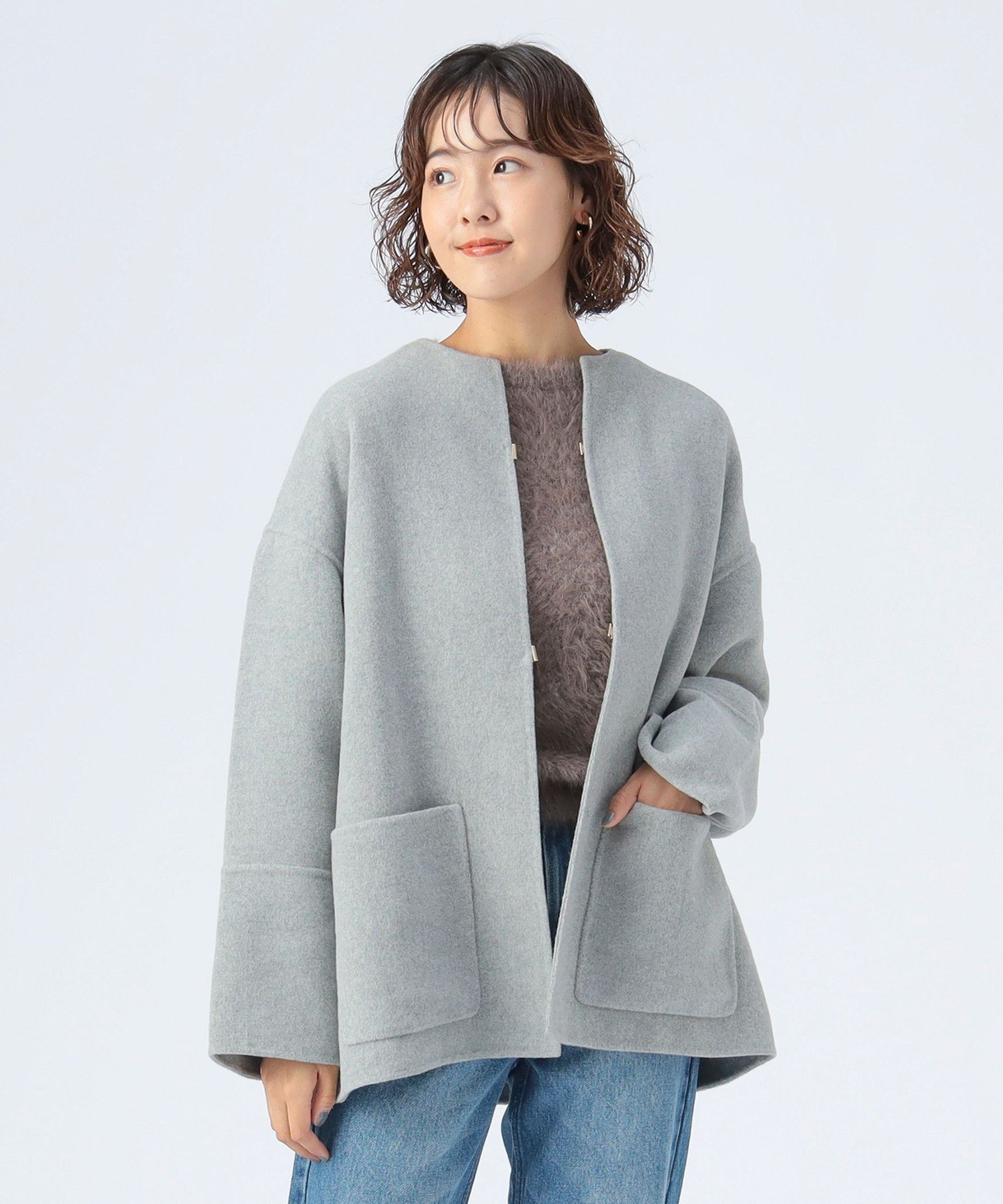 【ビームス ハート/BEAMS HEART】のリバー ノーカラー ハーフ ジャケット インテリア・キッズ・メンズ・レディースファッション・服の通販 founy(ファニー) 　ファッション　Fashion　レディースファッション　Fashion for Women　アウター　Coat / Outerwear Collection　レディースジャケット・軽アウター　Jackets　インナー　Innerwear　シューズ　Shoes, Footwear　シンプル　Simple, Minimal　ジャケット　Jacket, Outerwear　スニーカー　Sneakers, Trainers　タイトスカート　Pencil Skirt, Tight Skirt　デニム　Denim, Jeans Material　ハーフ　Half, Half-Length　バランス　Balance, Style Balance　フラット　Flat, Flat Shoes　冬　Winter / This Winter　エレガント 上品　Elegant　ビジネス 仕事 通勤　Business / Work / Commuting　GREY|ID: prp329100004762206 ipo3291000000034597685
