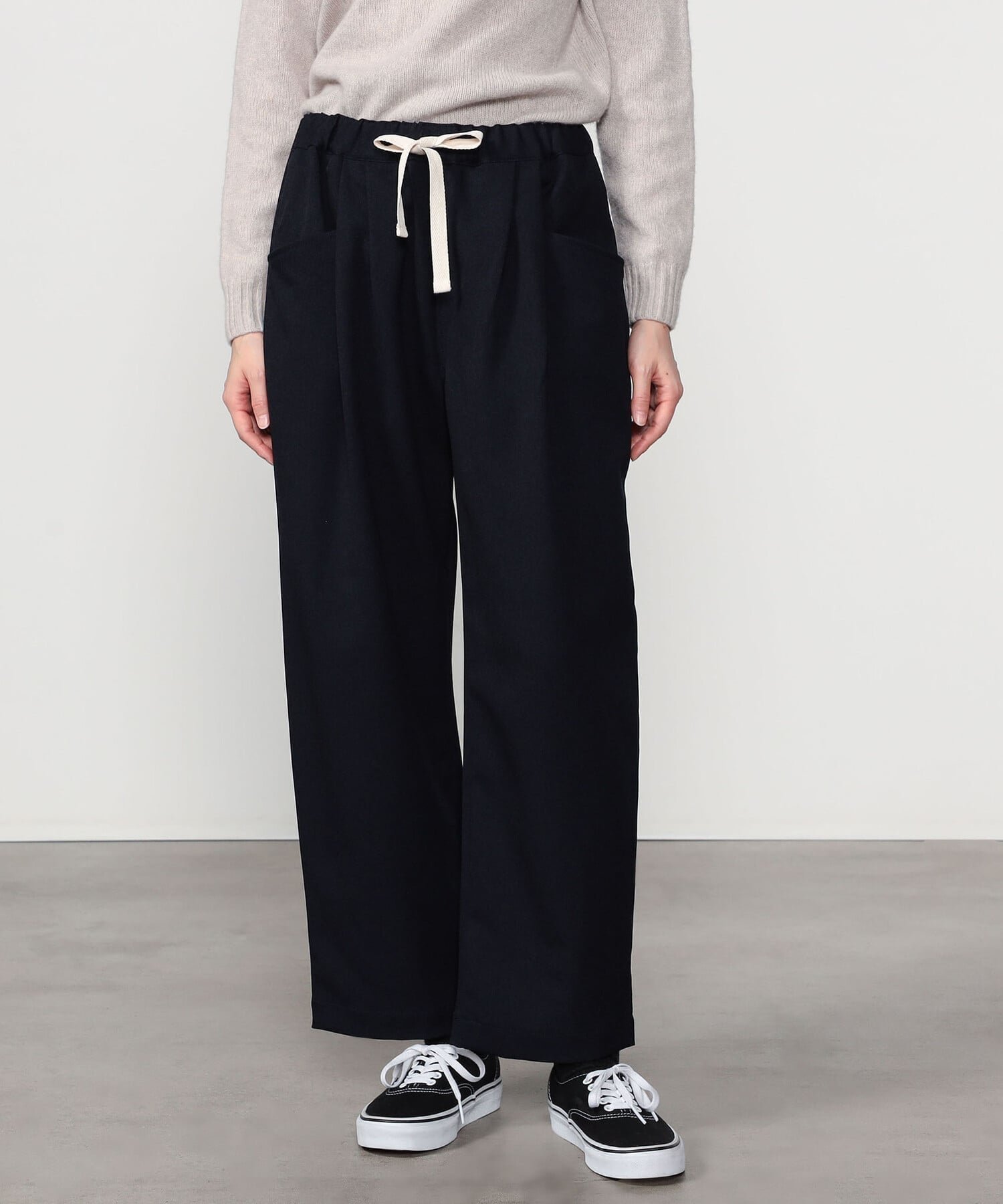 【ビショップ/Bshop】のフランネル 2タックイージーパンツ WOMEN インテリア・キッズ・メンズ・レディースファッション・服の通販 founy(ファニー) ファッション Fashion レディースファッション Fashion for Women パンツ Pants & Trousers クロップド Cropped, Short Length ドローコード Drawcord, Drawstring Cord フランス France, French ポケット Pocket, Pocket Detail ワイド Wide, Wide Fit ワーク Workwear, Utility Style DKNAVY|ID: prp329100004762221 ipo3291000000034465602