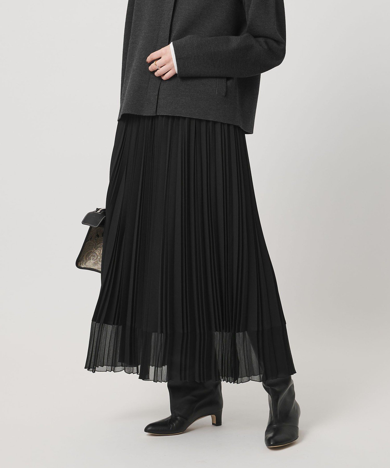 【ユナイテッドアローズ/UNITED ARROWS】のシアー コンビ プリーツ スカート インテリア・キッズ・メンズ・レディースファッション・服の通販 founy(ファニー) ファッション Fashion レディースファッション Fashion for Women スカート Skirts プリーツスカート / 上品フェミニンスタイル Pleated Skirts コンパクト Compact, Small Size コンビ Combo, Combination Style シアー Sheer, See-Through ジョーゼット Georgette, Semi-Sheer Fabric なめらか Smooth, Silky Texture ビッグ Big, Oversized プリーツ Pleats, Pleated レギュラー Regular, Standard Fit A/W・秋冬 Autumn/Winter BLACK|ID: prp329100004762261 ipo3291000000034577224