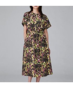 【アンタイトル/UNTITLED】の【洗える/前開きボタン/ベルト付】ブロック柄ワンピース 人気、トレンドファッション・服の通販 founy(ファニー) ファッション Fashion レディースファッション Fashion for Women ワンピース Dresses ベルト&ウエストマーク Belts & Waist Accessories エレガント 上品 Elegant 洗える Machine Washable キャミソール Camisole, Spaghetti Strap Top スマート Smart, Elegant ドレス Dress, One-Piece ドレープ Drape, Draping Fabric ブロック Block, Solid Block Pattern プリント Print, Printed Pattern ポケット Pocket, Pocket Detail モダン Modern, Contemporary おすすめ Recommended / Our Picks 夏 Summer |ID:prp329100004762312