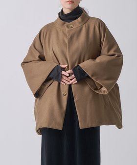 【ビーアパートメント/b apartment / MEN】の「miffew/ ミフュー」CAPE DOWN COAT 人気、トレンドファッション・服の通販 founy(ファニー) ファッション Fashion メンズファッション Fashion for Men アウター Men's Coats Outerwear ダウンジャケット / 軽量ダウン Down Jackets & Coats ウォーム Warm Fabric コレクション Collection, Seasonal Line シンプル Simple, Minimal ダウン Down, Puffer トレンド Trend, Trending Now フェザー Feather, Feather Detail フロント Front, Front Design リアル Real, Realistic 冬 Winter / This Winter 再入荷 Restock / Back in Stock 2025年 2025 2025-2026秋冬・A/W Autumn/Winter 2025–26 AW25–26 |ID:prp329100004762330