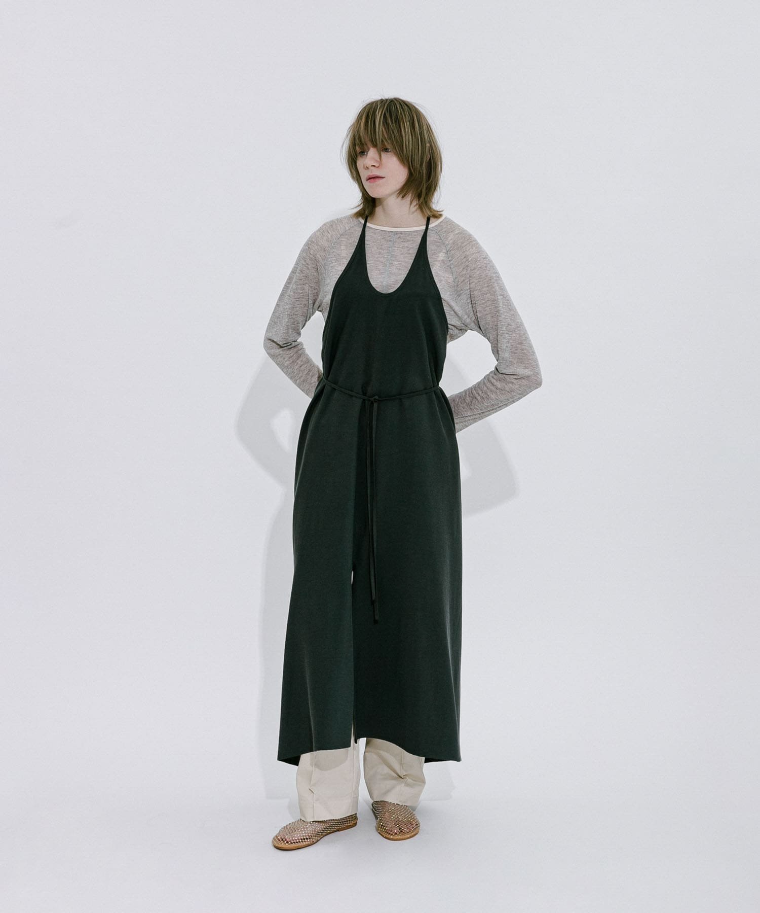 【ラート/LAATO】のlayered apron onepiece インテリア・キッズ・メンズ・レディースファッション・服の通販 founy(ファニー) ファッション Fashion レディースファッション Fashion for Women エレガント 上品 Elegant スリット Slit, Slit Detail トレンド Trend, Trending Now なめらか Smooth, Silky Texture フィット Fit, Slim Fit フロント Front, Front Design リボン Ribbon, Bow リラックス Relax, Relaxed Fit S/S・春夏 SS, Spring/Summer, Warm Season 夏 Summer 2025年 2025 2025春夏・S/S Spring/Summer 2025 SS25 シャドウ|ID: prp329100004762347 ipo3291000000034467134