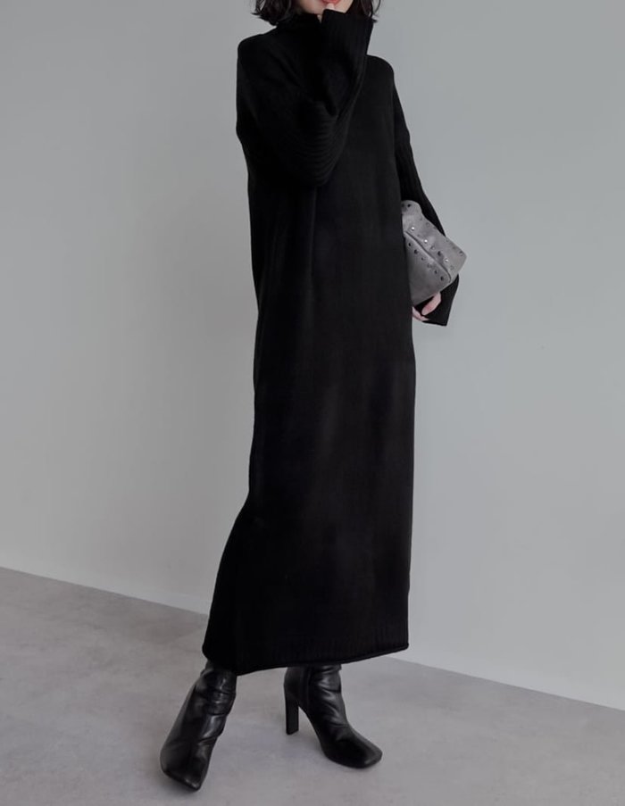 【リエディ/Re:EDIT】の前後2WAYハイネック指穴マキシニットワンピース インテリア・キッズ・メンズ・レディースファッション・服の通販 founy(ファニー) https://founy.com/ ファッション Fashion レディースファッション Fashion for Women ワンピース Dresses ニットワンピース Knit Dresses コンパクト Compact, Small Size シューズ Shoes, Footwear シンプル Simple, Minimal スタイリッシュ Stylish, Fashionable ストライプ Stripe, Striped Pattern スリット Slit, Slit Detail タートルネック Turtleneck, High Neck 人気 Popular, Best Seller ハイネック High Neck, Mock Neck バランス Balance, Style Balance フラット Flat, Flat Shoes 楽ちん Easy Fit, Comfortable |ID: prp329100004762378 ipo3291000000034871622