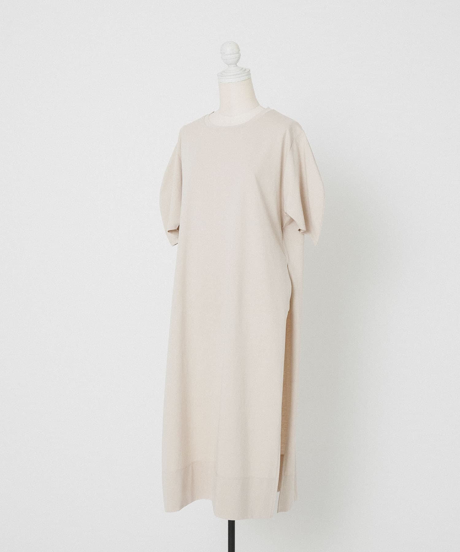 【ラート/LAATO】のside slit one-piece インテリア・キッズ・メンズ・レディースファッション・服の通販 founy(ファニー) ファッション Fashion レディースファッション Fashion for Women インナー Innerwear カットソー Cut and Sewn Top スリット Slit, Slit Detail デニム Denim, Jeans Material トレンド Trend, Trending Now なめらか Smooth, Silky Texture 長袖 Long Sleeve, Full Sleeve バランス Balance, Style Balance ロング Long, Long-Length S/S・春夏 SS, Spring/Summer, Warm Season 夏 Summer 2025年 2025 2025春夏・S/S Spring/Summer 2025 SS25 ミスト|ID: prp329100004762392 ipo3291000000034467808