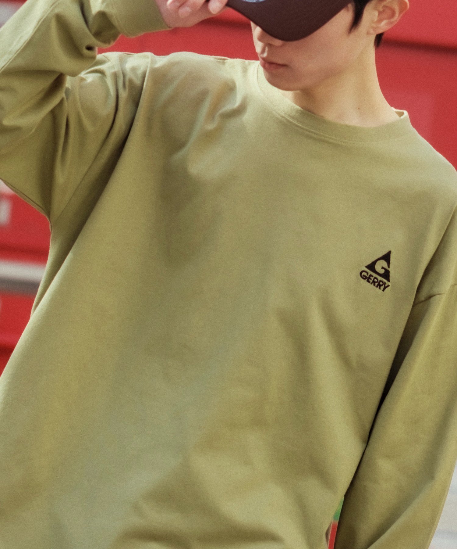 【インプローブス/improves】のGERRY ジェリー 別注 ワンポイント ロゴ 刺しゅう プリント ロンT インテリア・キッズ・メンズ・レディースファッション・服の通販 founy(ファニー) ファッション Fashion レディースファッション Fashion for Women トップス・カットソー Cut & Sew Tops ロングTシャツ・Tシャツ Longline T-Shirts & Tees アウトドア Outdoor Clothing アメリカン American Style カーゴパンツ Cargo Pants, Utility Pants ショーツ Shorts, Short Pants シンプル Simple, Minimal デニム Denim, Jeans Material トレンド Trend, Trending Now 定番 Standard, Basic Item 長袖 Long Sleeve, Full Sleeve プリント Print, Printed Pattern 別注 Limited Edition, Custom Order ワイド Wide, Wide Fit ワンポイント One Point, Statement Accent おすすめ Recommended / Our Picks カーキ|ID: prp329100004762411 ipo3291000000034797480