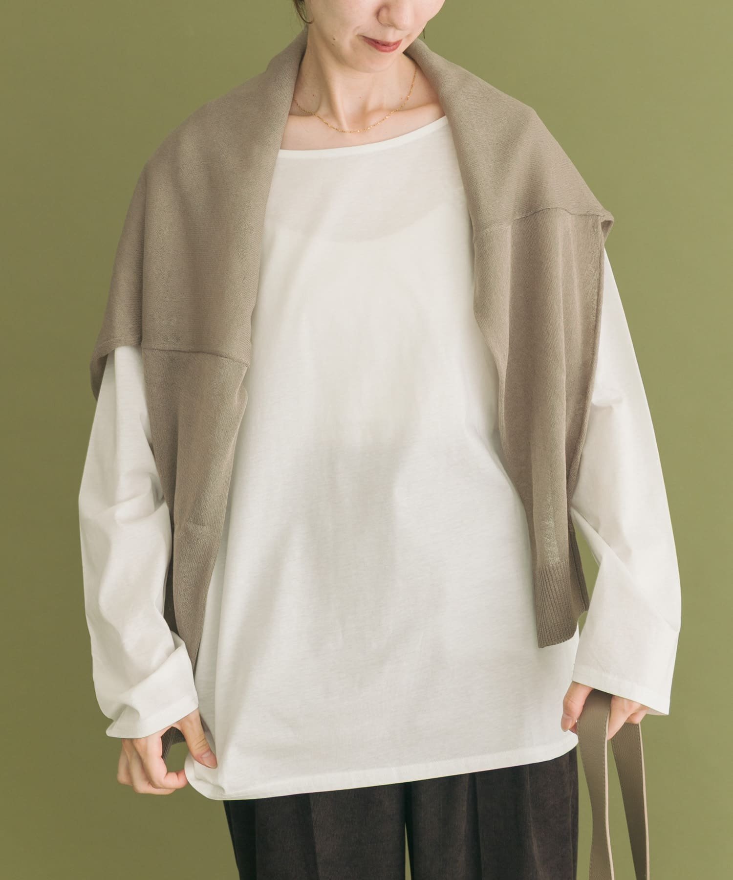 【アイテムズアーバンリサーチ/ITEMS URBAN RESEARCH】のシルケットロングスリーブTシャツ インテリア・キッズ・メンズ・レディースファッション・服の通販 founy(ファニー) ファッション Fashion レディースファッション Fashion for Women トップス・カットソー Cut & Sew Tops シャツ・ブラウス・オフィスカジュアル Elegant Blouses & Button-Ups ロングTシャツ・Tシャツ Longline T-Shirts & Tees 2025年 2025 2025-2026秋冬・A/W Autumn/Winter 2025–26 AW25–26 冬 Winter / This Winter インナー Innerwear シルケット Silket, Silky Cotton シンプル Simple, Minimal スリーブ Sleeve, Long Sleeve / Short Sleeve ロング Long, Long-Length A/W・秋冬 Autumn/Winter WHT|ID: prp329100004762429 ipo3291000000034518906