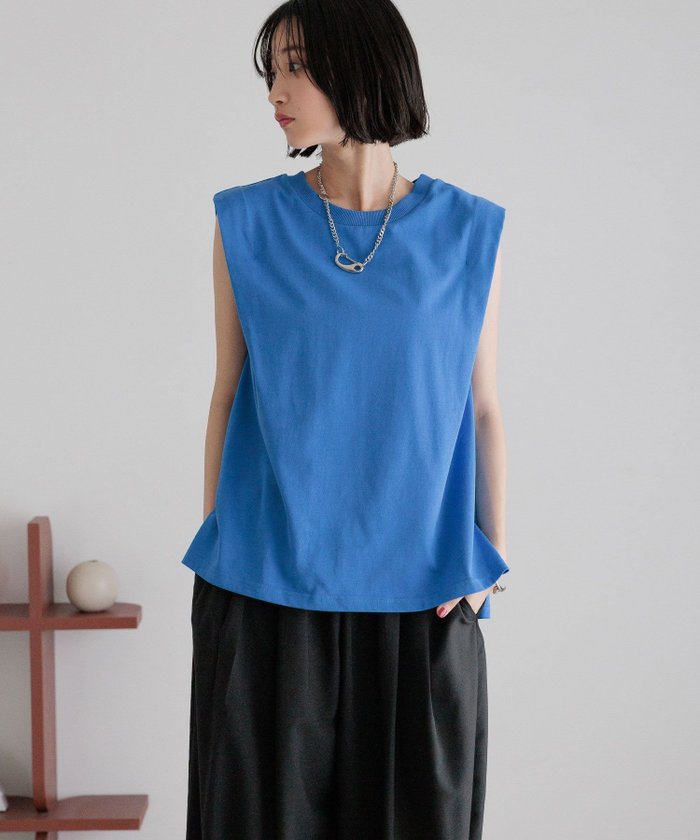 【ローリーズファーム/LOWRYS FARM】のショルダータックノースリーブ インテリア・キッズ・メンズ・レディースファッション・服の通販 founy(ファニー) https://founy.com/ ファッション Fashion レディースファッション Fashion for Women トップス・カットソー Cut & Sew Tops キャミソール&ノースリーブ Camisoles & Sleeveless Tops おすすめ Recommended / Our Picks ストレート Straight, Straight Cut タイトスカート Pencil Skirt, Tight Skirt チュニック Tunic, Long Top ノースリーブ Sleeveless, No-Sleeve 夏 Summer |ID: prp329100004762478 ipo3291000000034469000