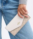 【コーチ/COACH】の【公式】エンベロープ ウォレット・シグネチャー キャンバス BEIGE|ID: prp329100004762501 ipo3291000000034469161