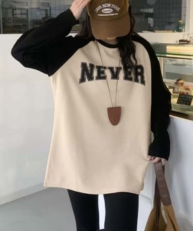 【アイモハ/aimoha】のaimoha -select-/ロゴプリントラグランスリーブ長袖Tシャツ 人気、トレンドファッション・服の通販 founy(ファニー) ファッション Fashion レディースファッション Fashion for Women トップス・カットソー Cut & Sew Tops シャツ・ブラウス・オフィスカジュアル Elegant Blouses & Button-Ups ロングTシャツ・Tシャツ Longline T-Shirts & Tees カーディガン Cardigan, Knitwear シンプル Simple, Minimal ジャケット Jacket, Outerwear スニーカー Sneakers, Trainers スリッポン Slip-On, Loafer スリーブ Sleeve, Long Sleeve / Short Sleeve デニム Denim, Jeans Material フロント Front, Front Design プリント Print, Printed Pattern リラックス Relax, Relaxed Fit 長袖 Long Sleeve, Full Sleeve |ID:prp329100004762508