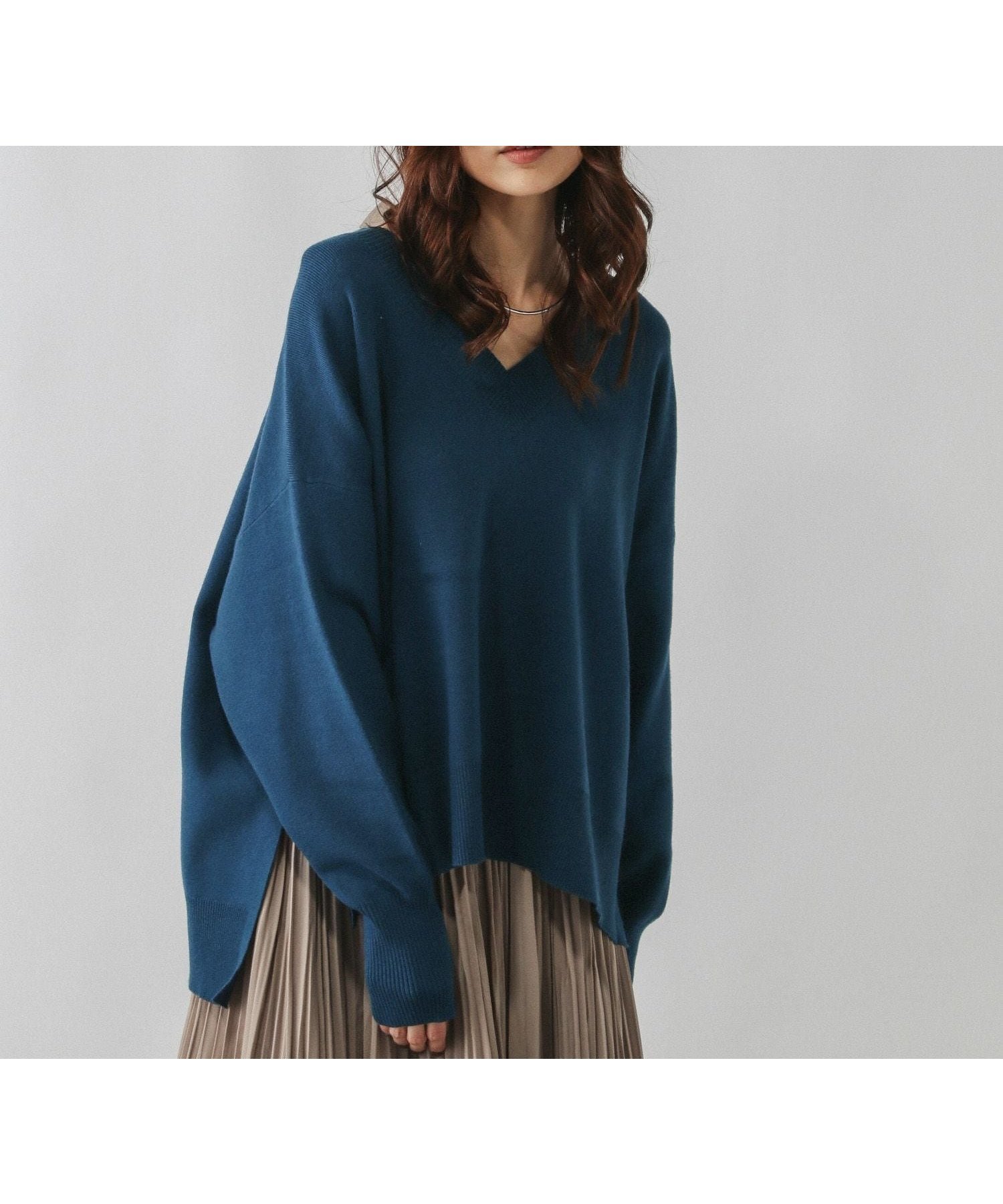 【グローバルワーク/GLOBAL WORK】のメルティリブVネックプルオーバー/579519 インテリア・キッズ・メンズ・レディースファッション・服の通販 founy(ファニー) 　ファッション　Fashion　レディースファッション　Fashion for Women　トップス・カットソー　Cut & Sew Tops　カジュアルプルオーバー・ニットトップス　Pullovers & Knit Tops / Casual Pullovers　Vネックトップス　V-Neck Tops / V-Cut Neckline Shirts　おすすめ　Recommended / Our Picks　デニム　Denim, Jeans Material　フロント　Front, Front Design　リラックス　Relax, Relaxed Fit　ワイド　Wide, Wide Fit　ダスティブルー87|ID: prp329100004762519 ipo3291000000034469432