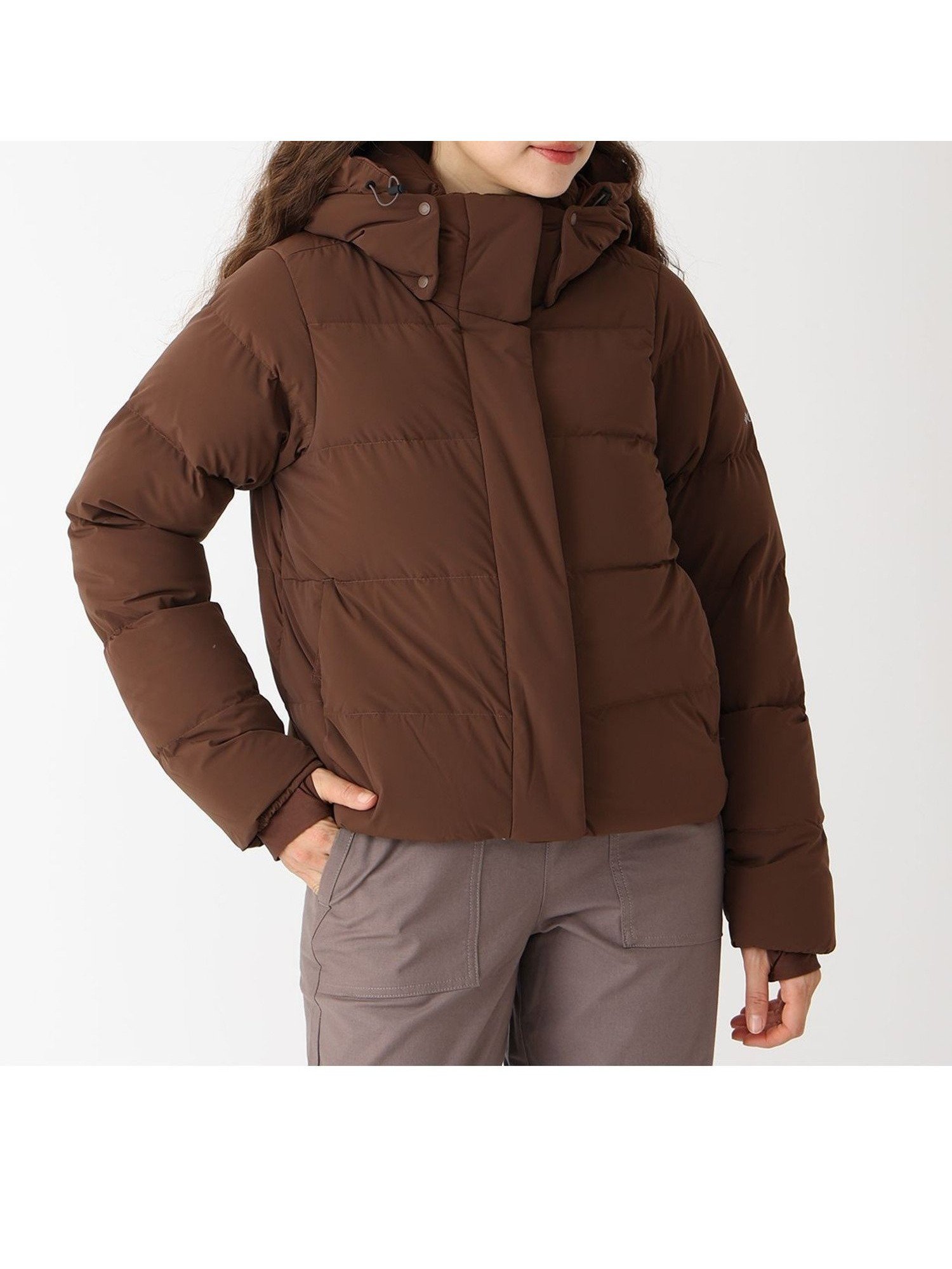 【コロンビア/Columbia】のColumbia/ ウィメンズアメイズパフフーデッドジャケット /コロンビア インテリア・キッズ・メンズ・レディースファッション・服の通販 founy(ファニー) 　ファッション　Fashion　レディースファッション　Fashion for Women　アウター　Coat / Outerwear Collection　レディースジャケット・軽アウター　Jackets　おすすめ　Recommended / Our Picks　アウトドア　Outdoor Clothing　ジャケット　Jacket, Outerwear　ストレッチ　Stretch, Stretchy Fabric　ダウン　Down, Puffer　ドローコード　Drawcord, Drawstring Cord　ハンド　Hand, Handmade　フィット　Fit, Slim Fit　ポケット　Pocket, Pocket Detail　旅行　Travel　ブラウン[004001]|ID: prp329100004762791 ipo3291000000034516577